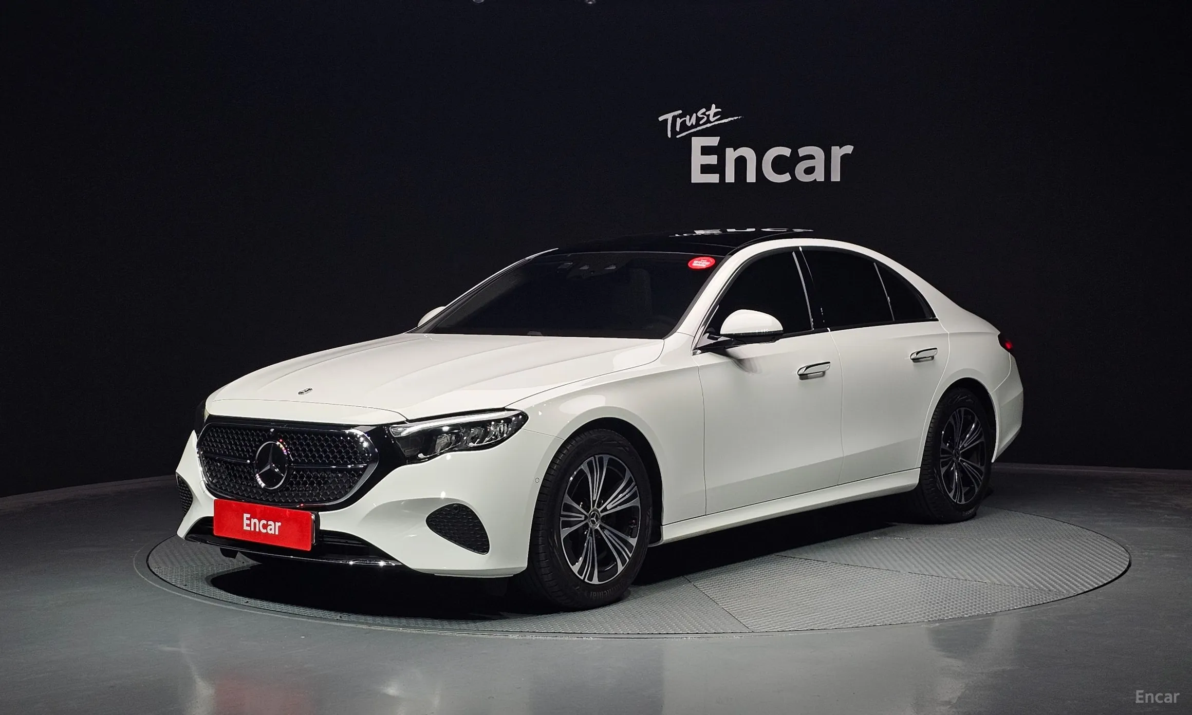 E-Class W214