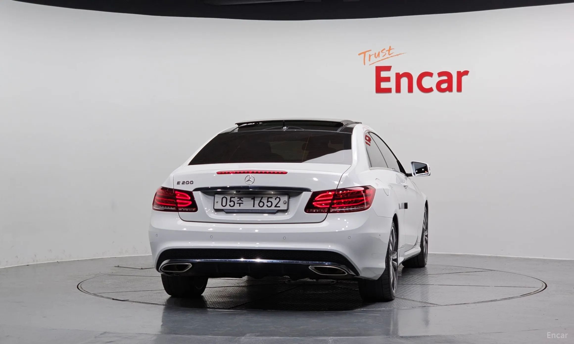 Mercedes Benz E-Class W212 превью 3