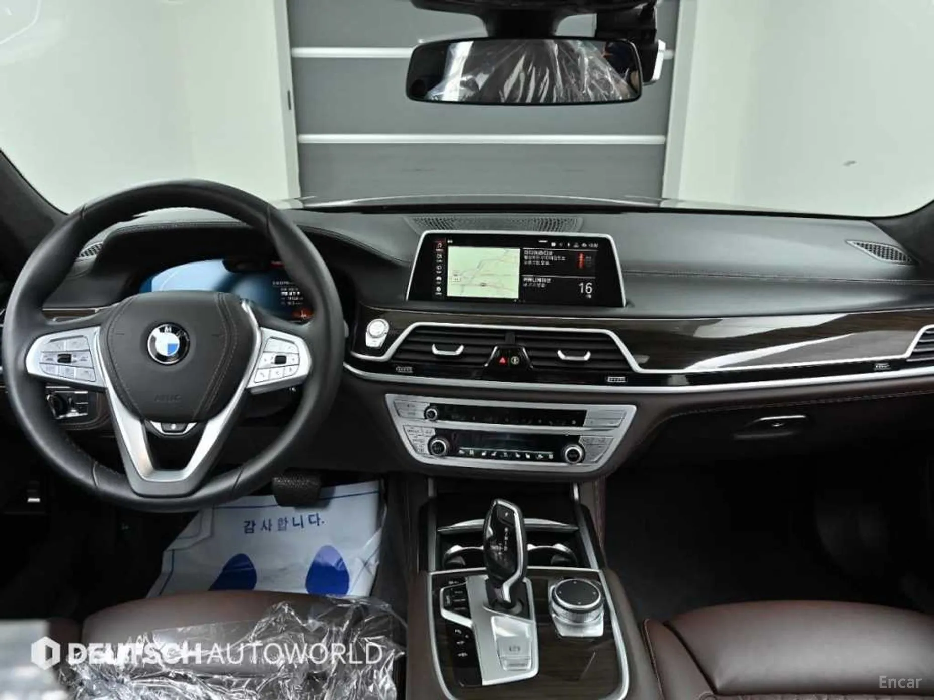 BMW 7 Series (G11) превью 4