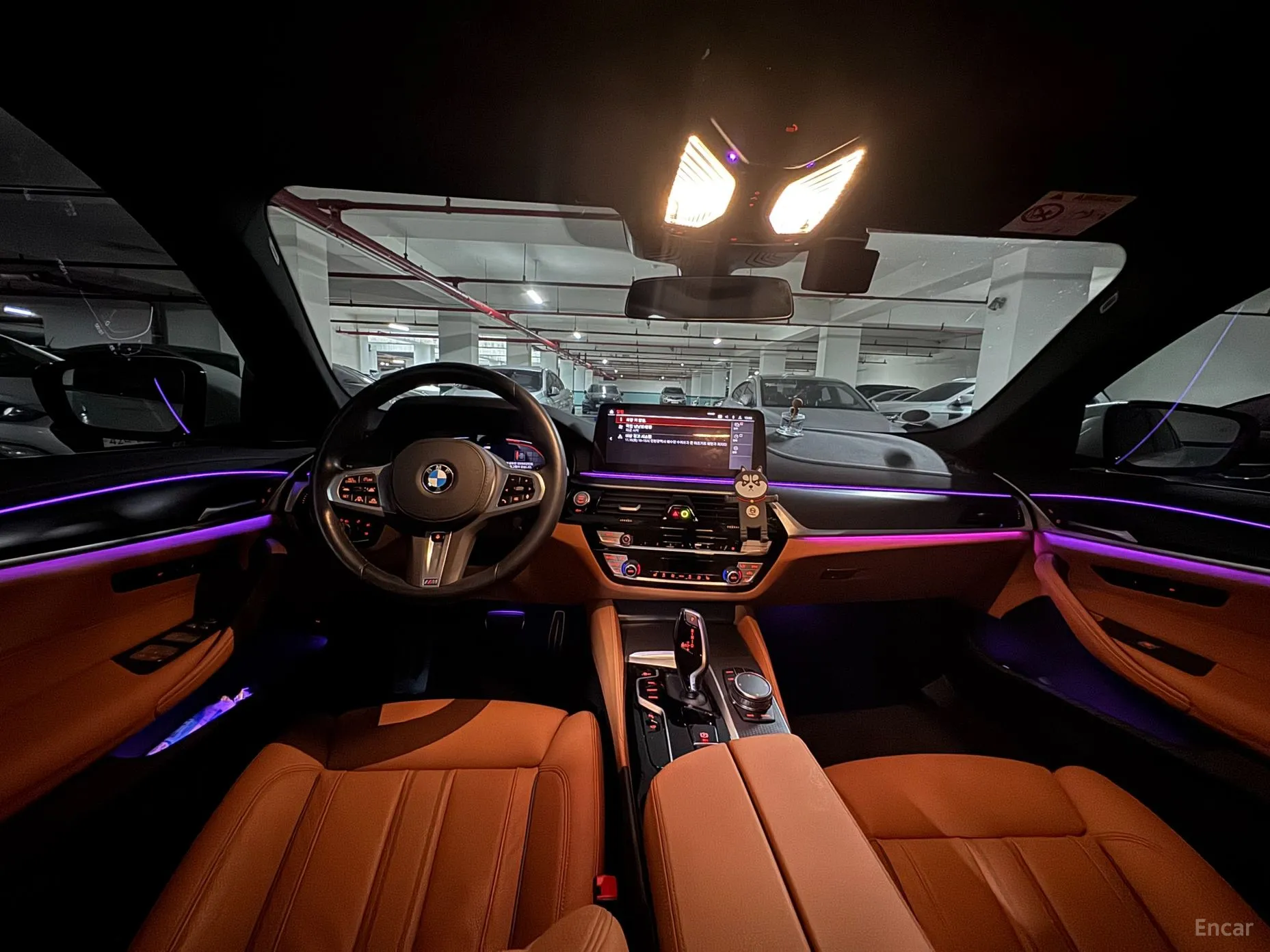 BMW 5 Series (G30) превью 11