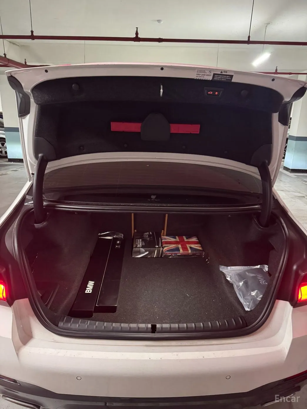 BMW 5 Series (G30) превью 14