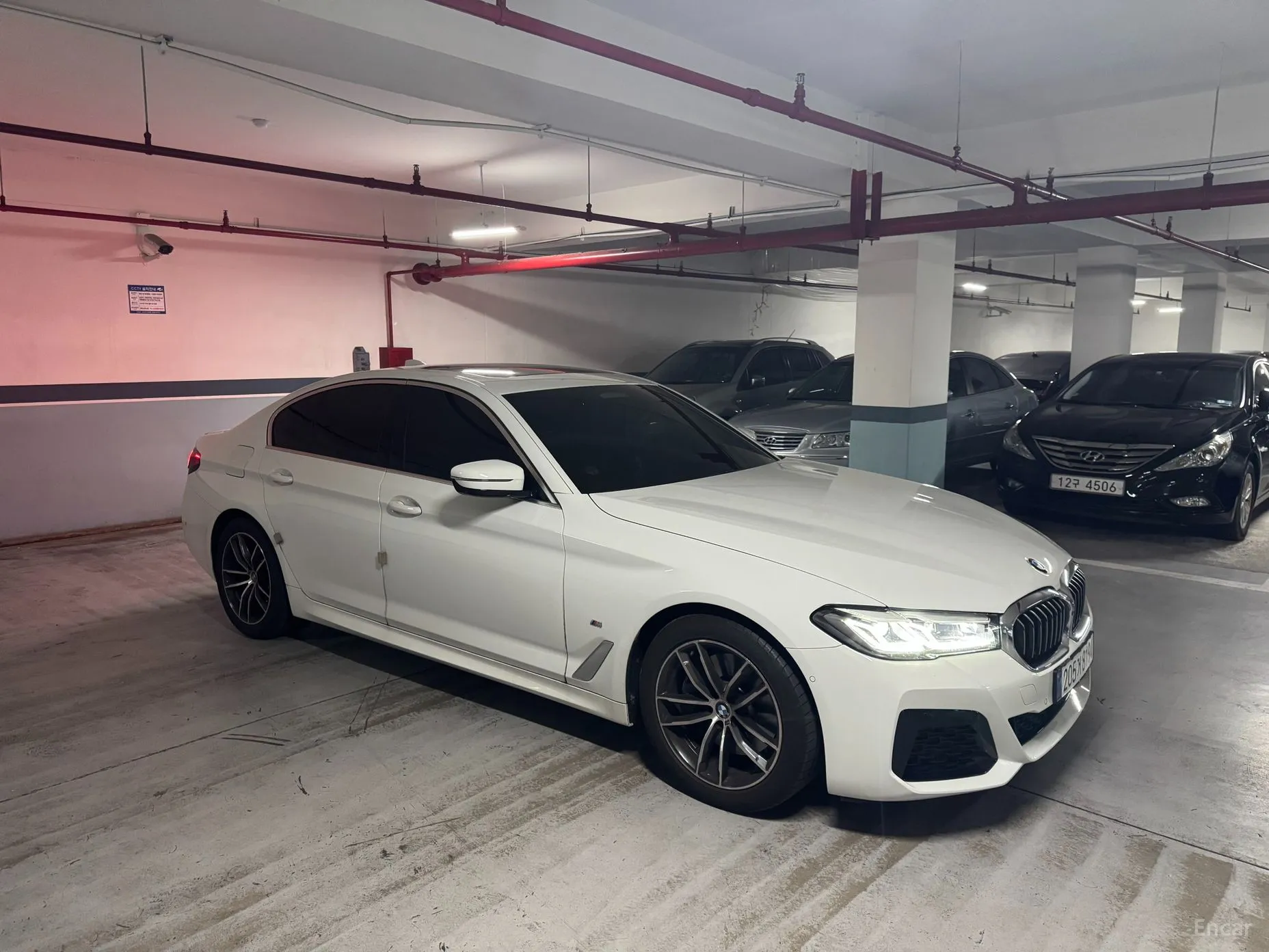 BMW 5 Series (G30) превью 3