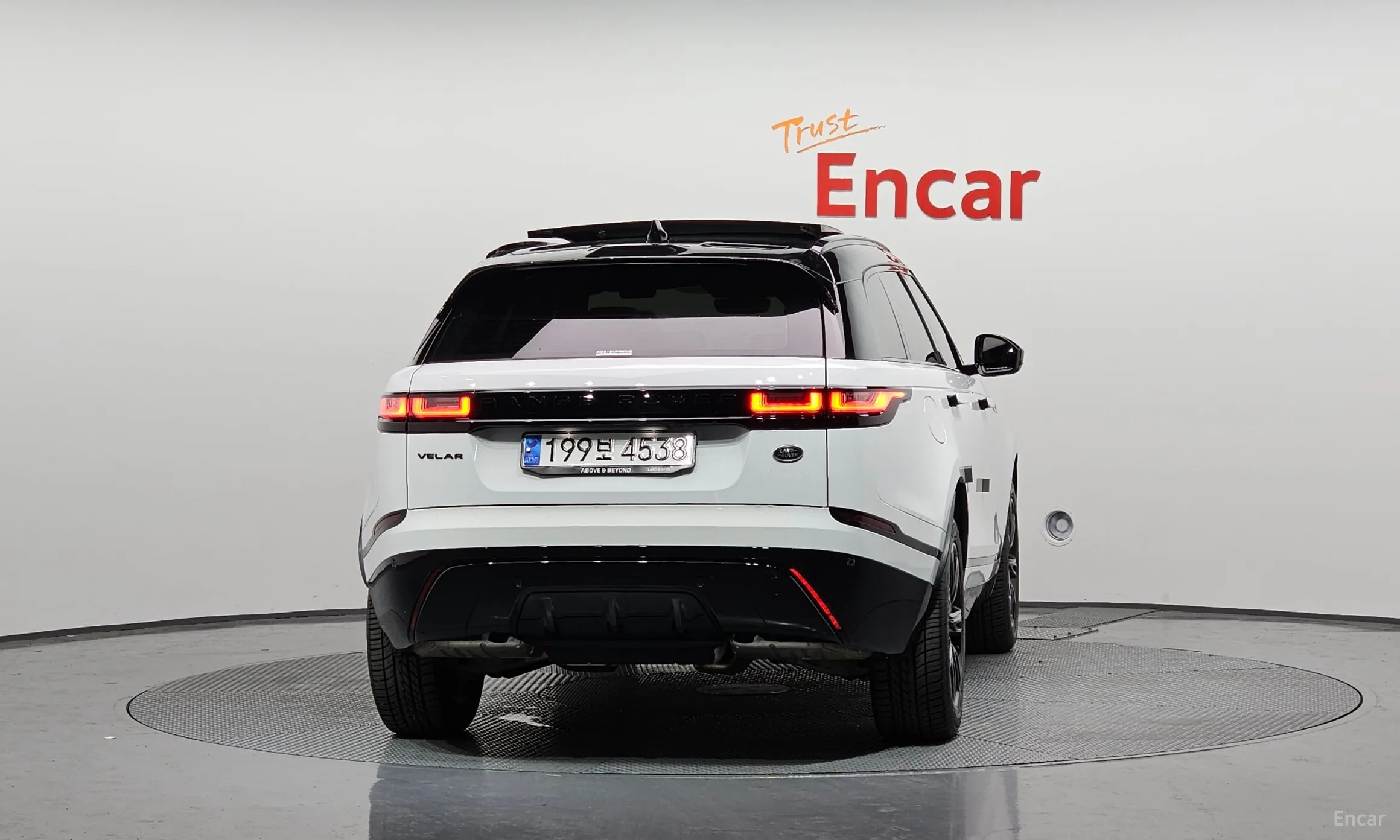 Land Rover Range Rover Bella превью 3