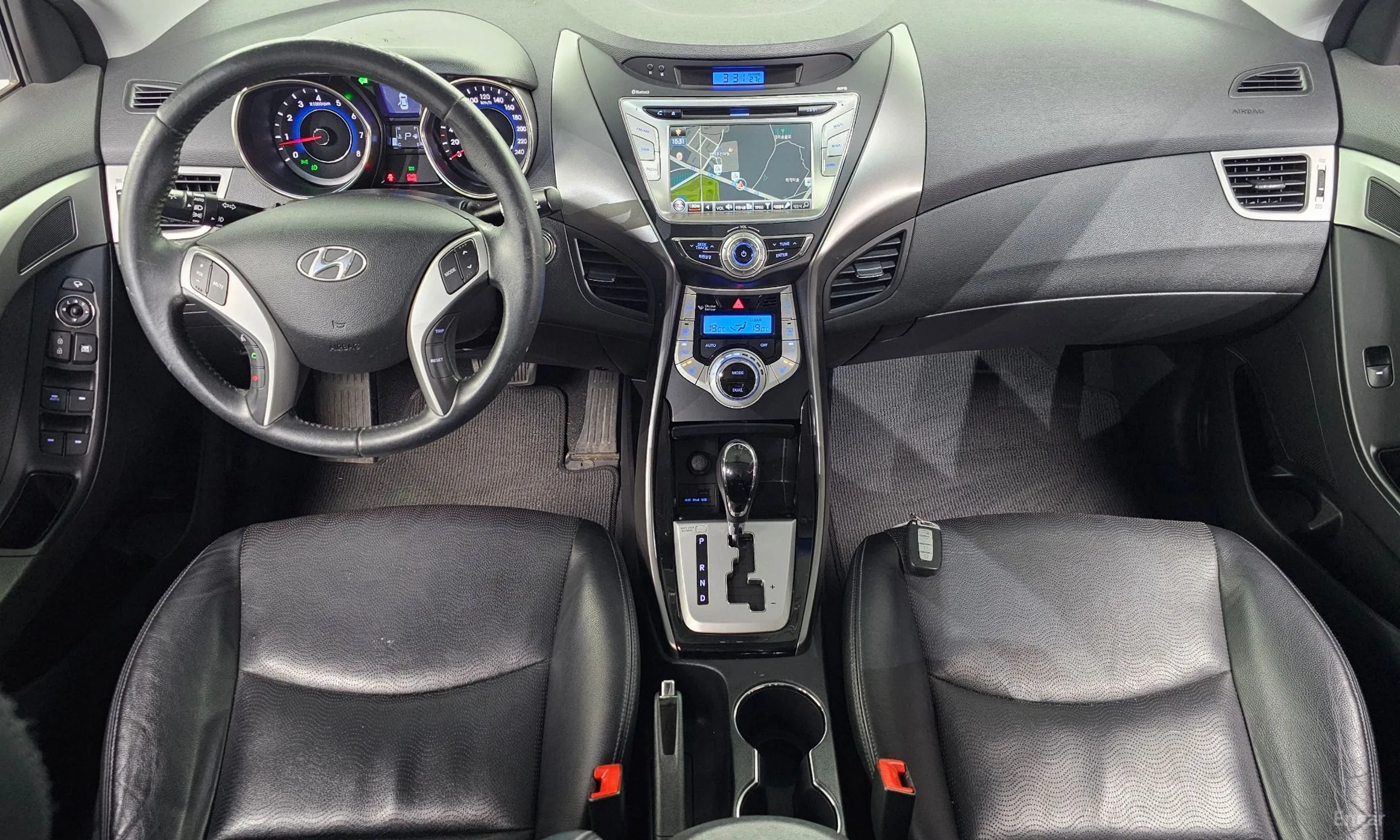 Hyundai Avante MD превью 4