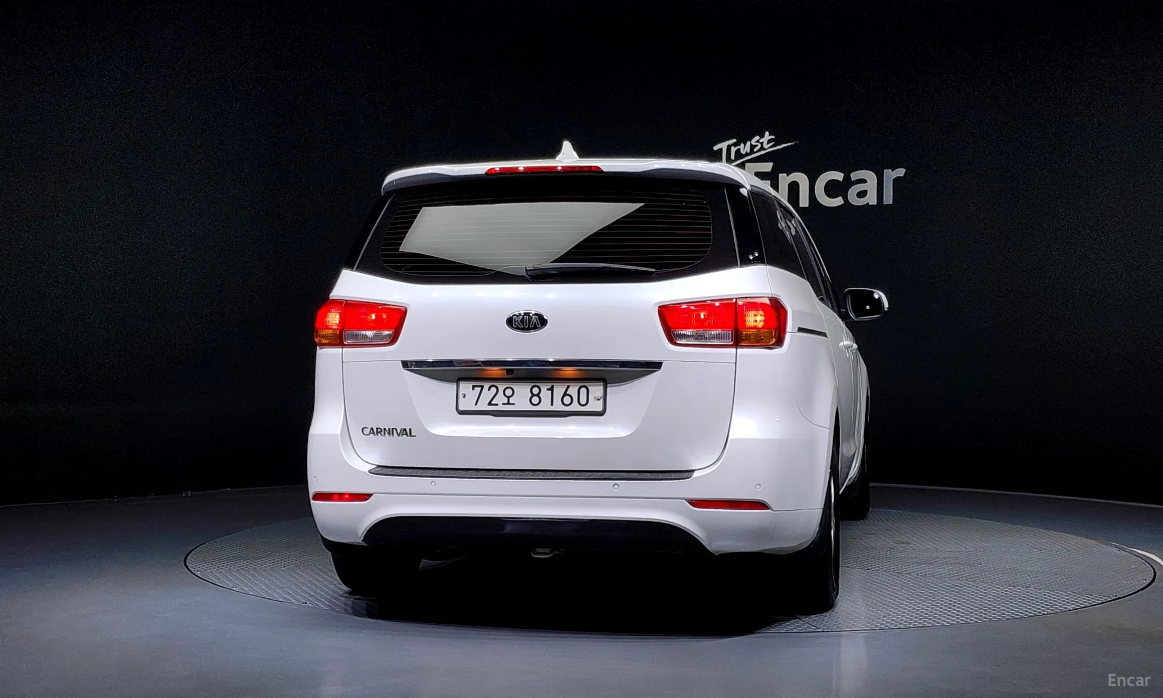 Kia Carnival превью 3