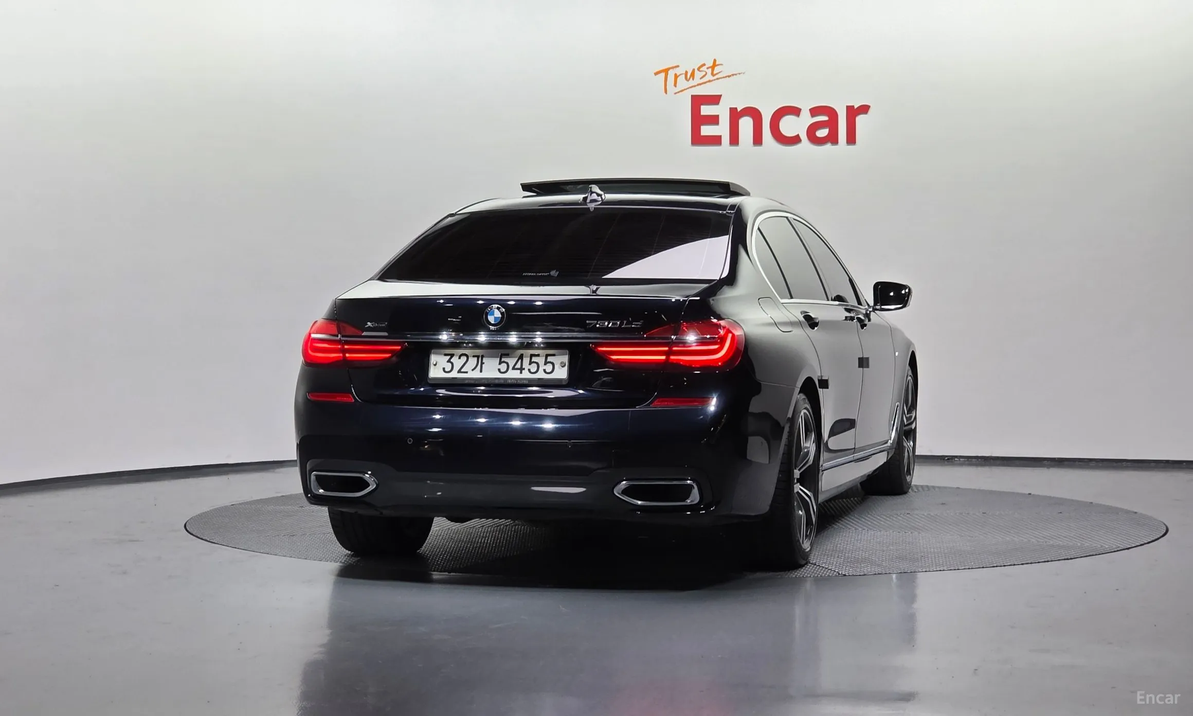 BMW 7 Series (G11) превью 3