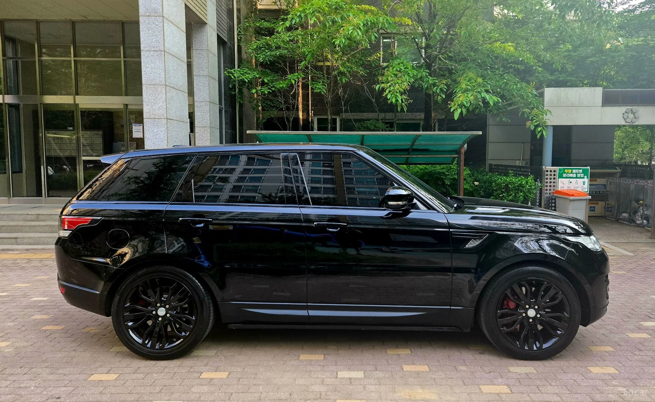 Land Rover Range Rover Sport 2nd Generation превью 3