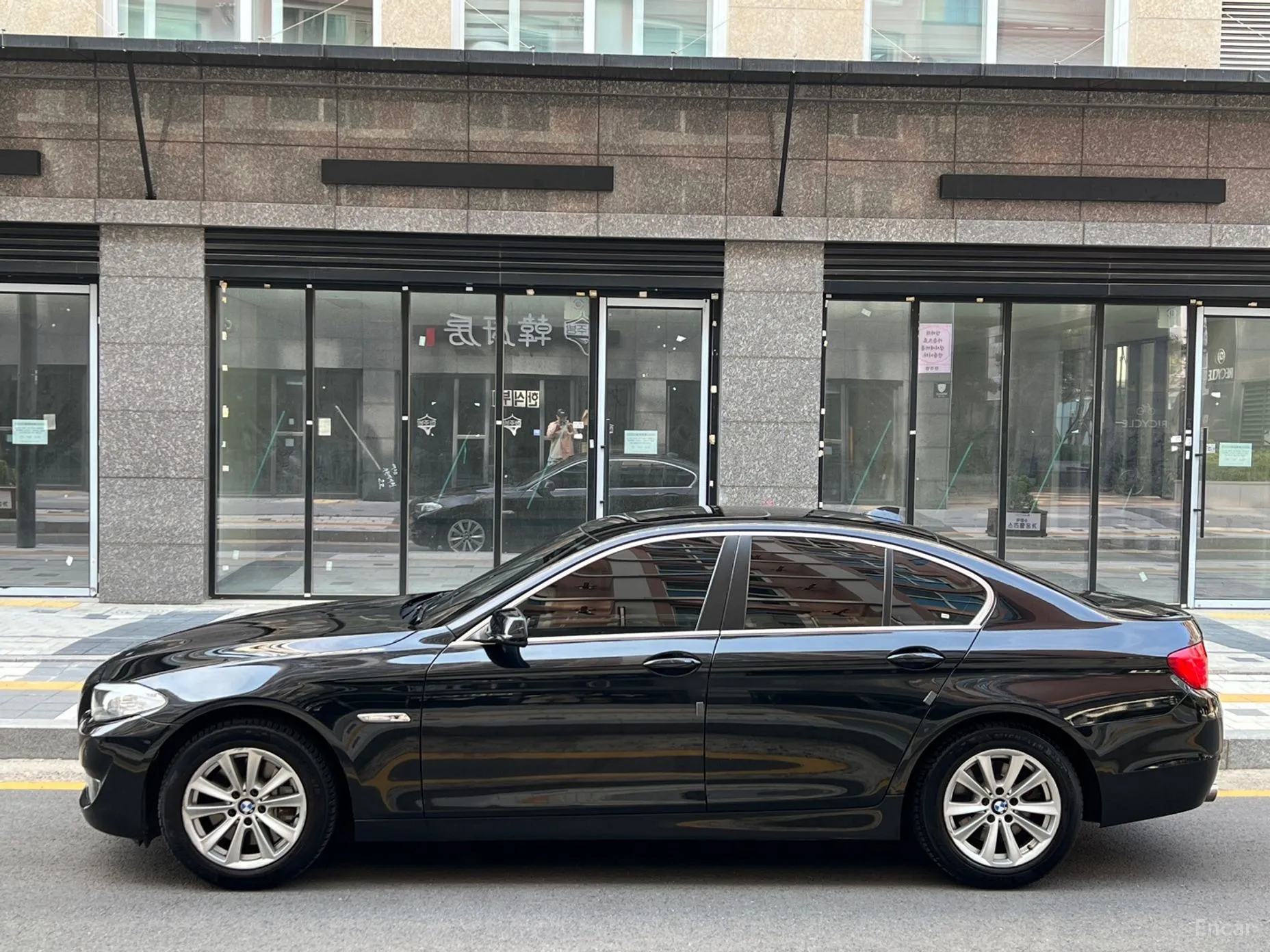 BMW 5 Series (F10) превью 2