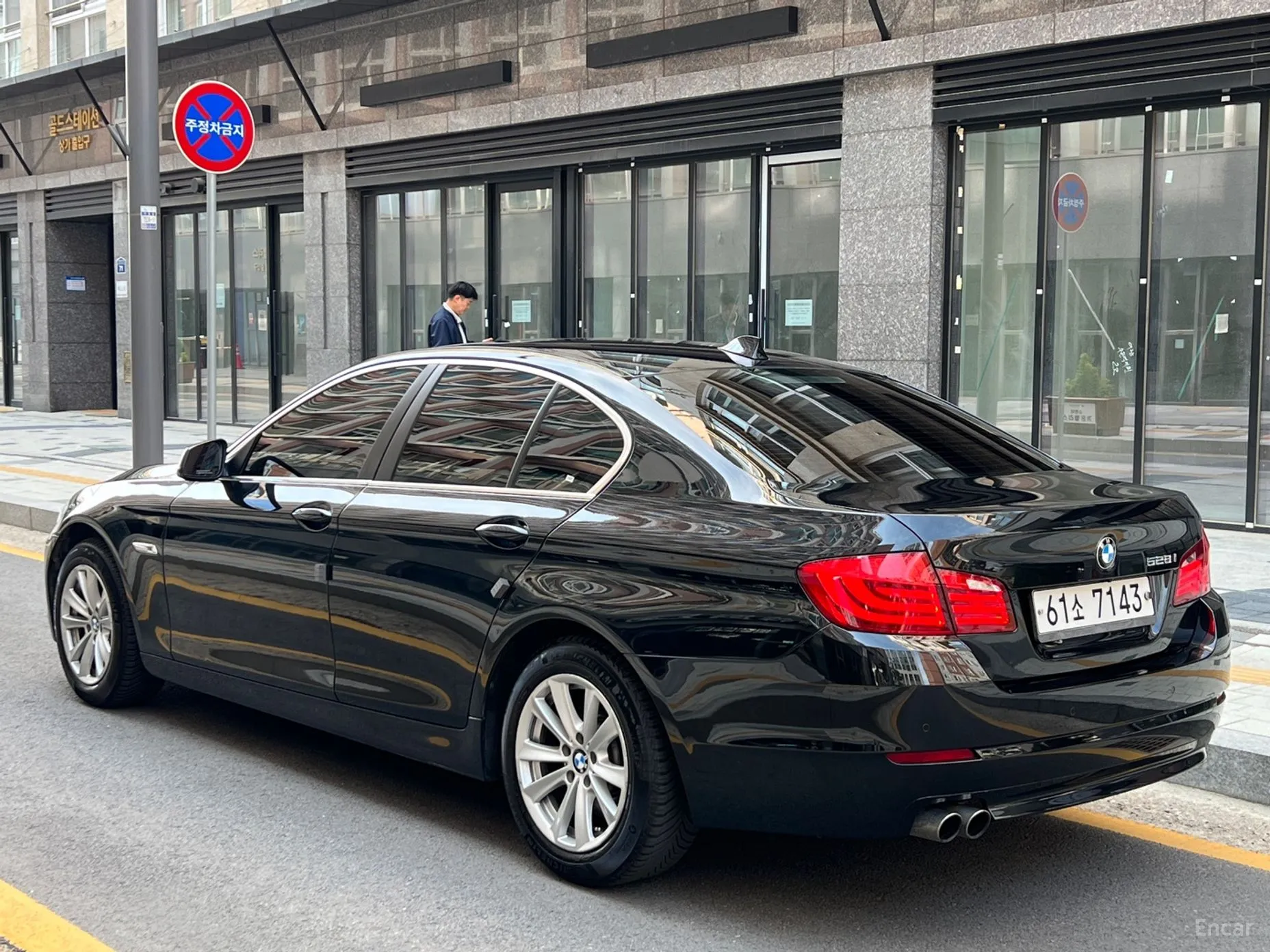 BMW 5 Series (F10) превью 3