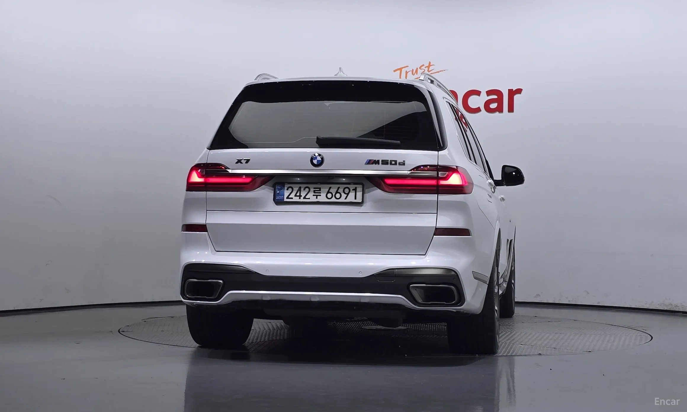 BMW X7 (G07) превью 3