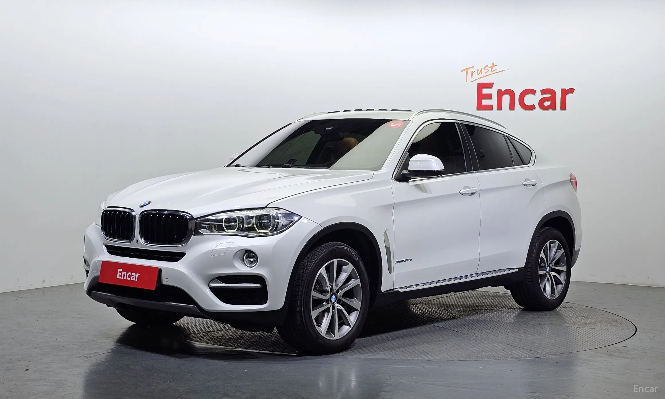 X6 (F16)