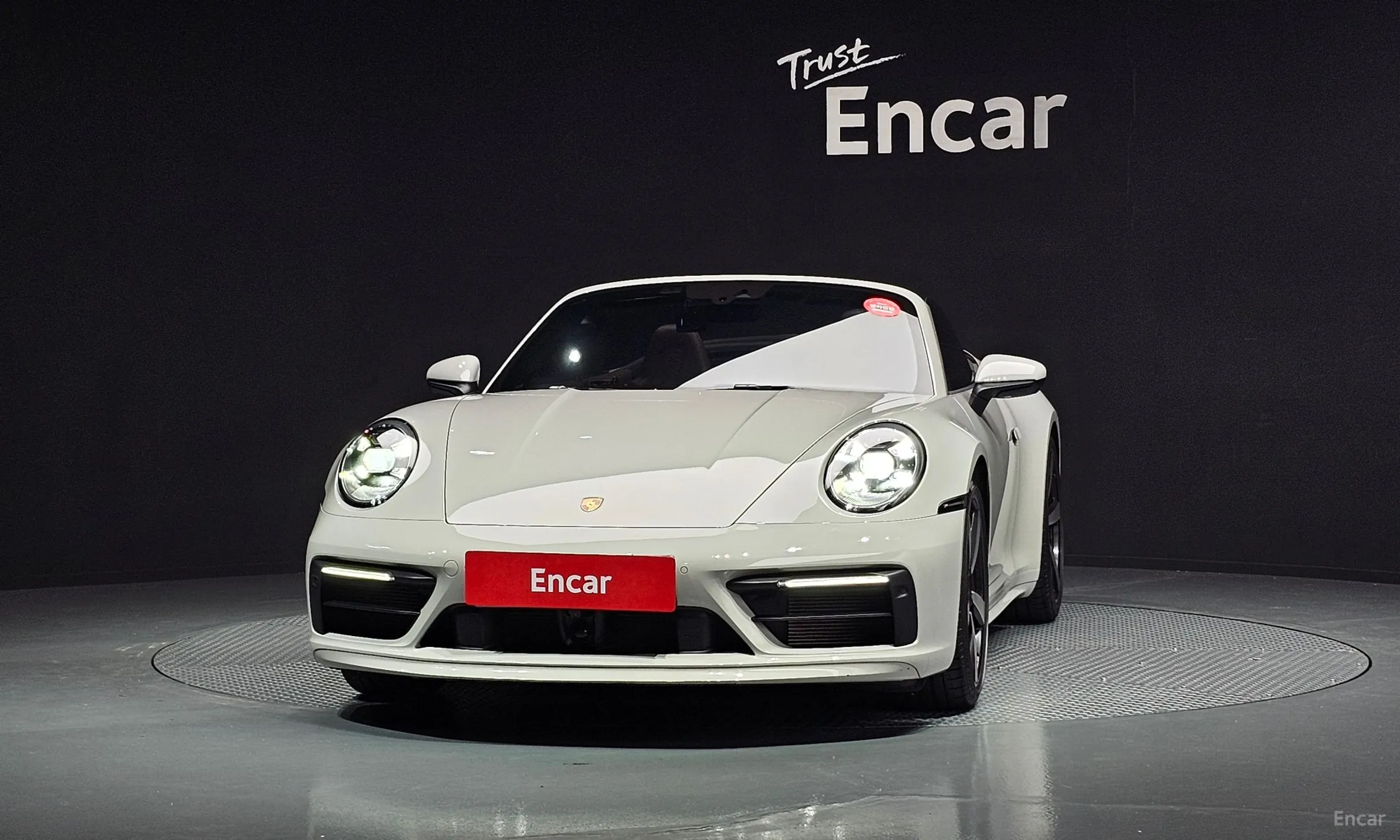 Porsche 911 (992)