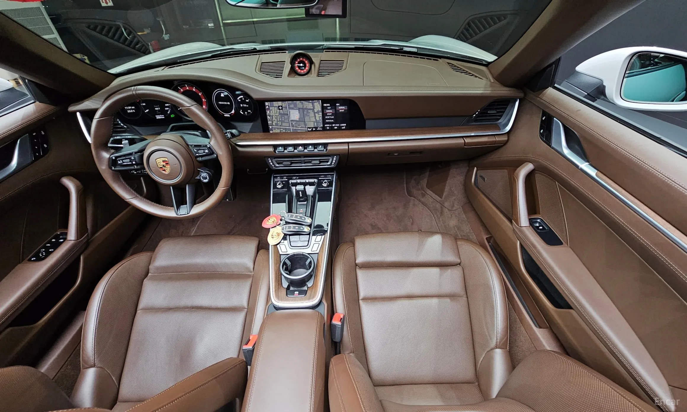 Porsche 911 (992) превью 4