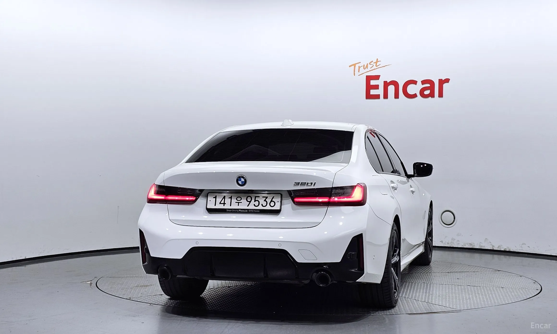 BMW 3 Series (G20) превью 3