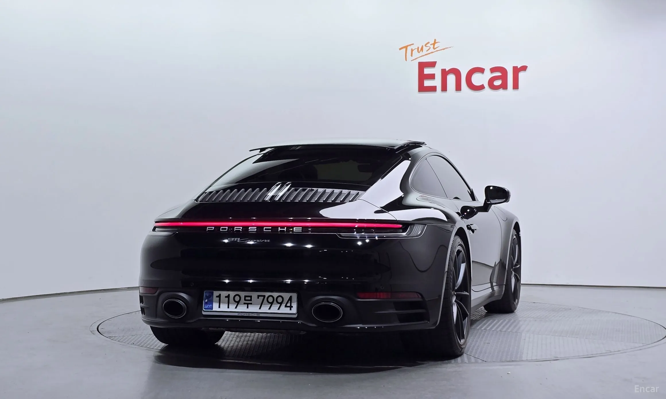 Porsche 911 (992) превью 3