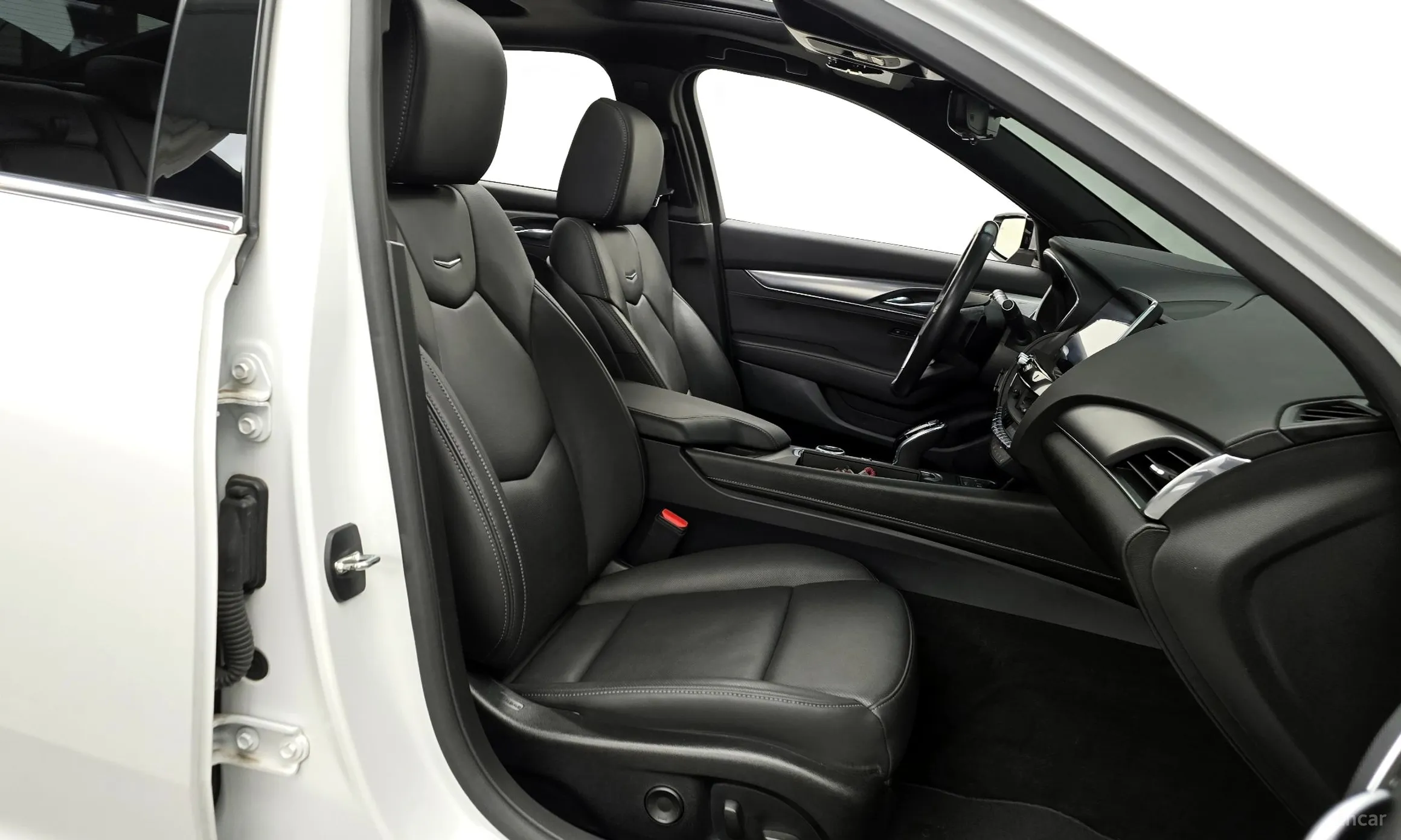 Cadillac CT5 превью 11