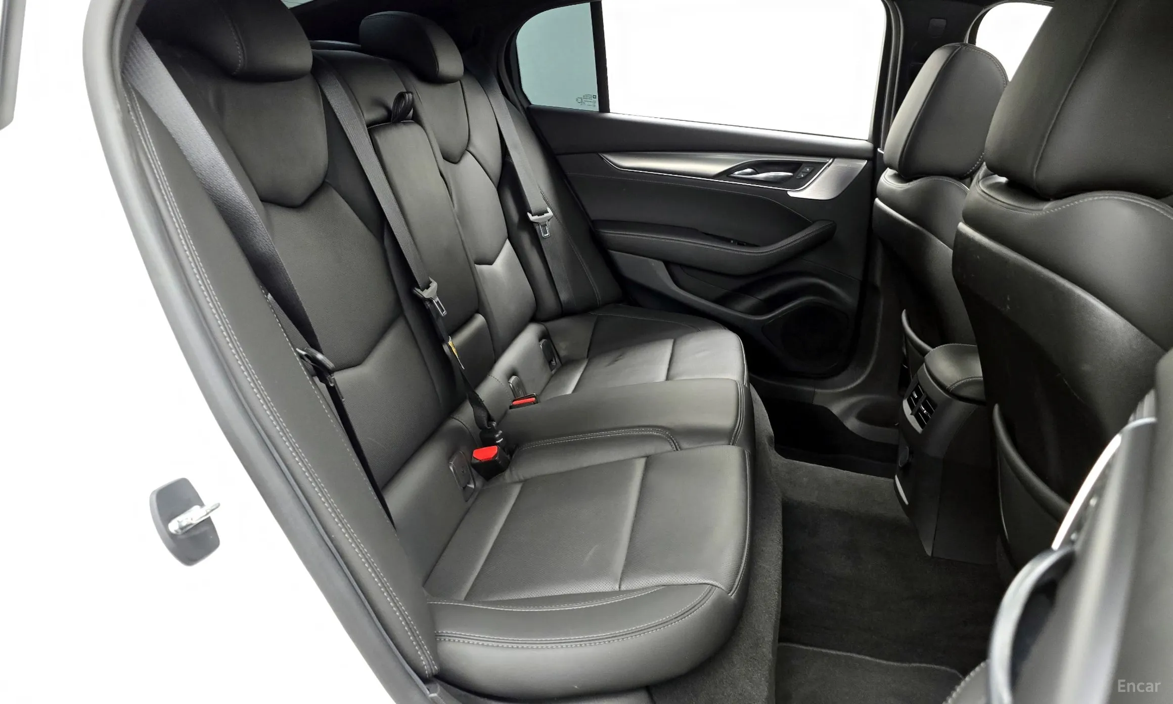 Cadillac CT5 превью 12
