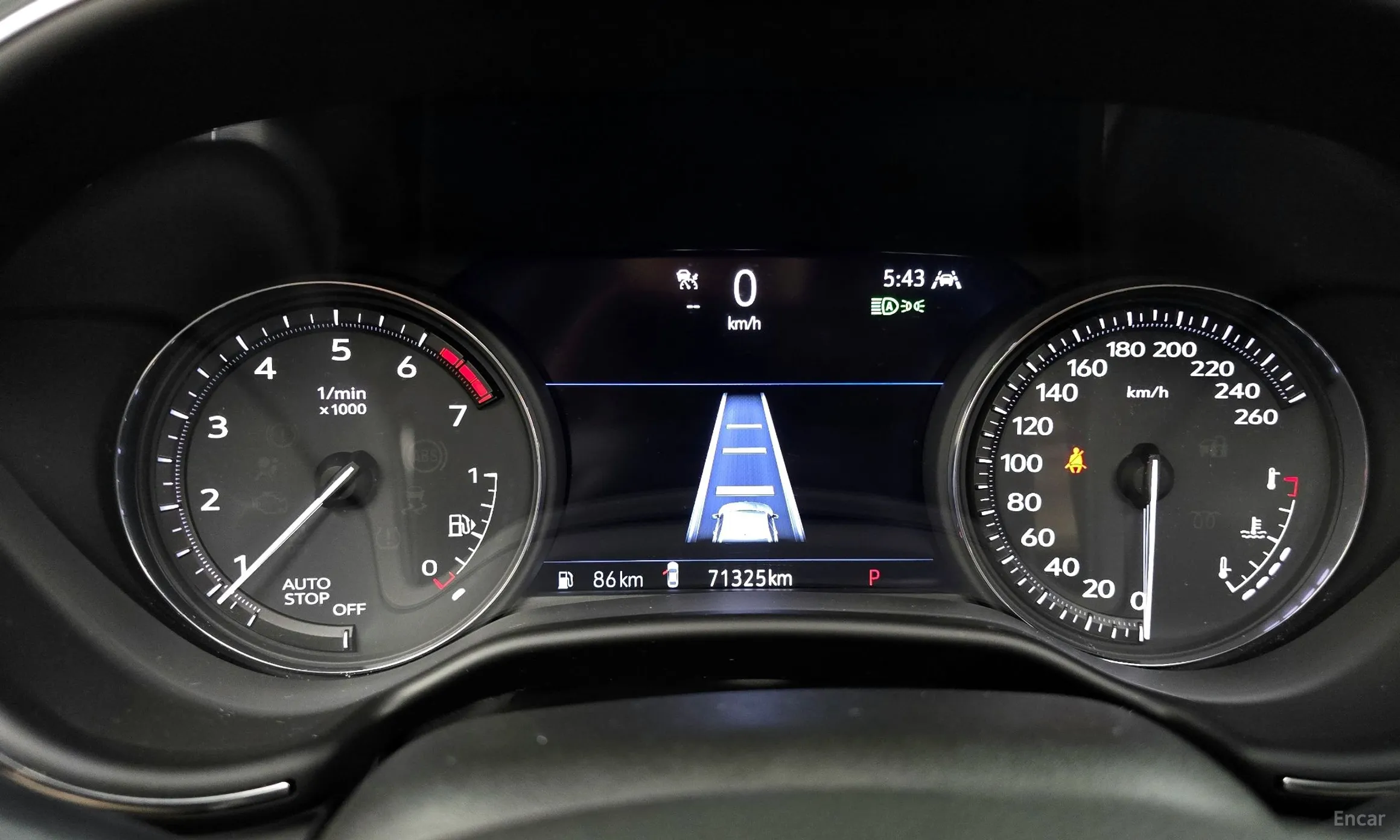Cadillac CT5 превью 8