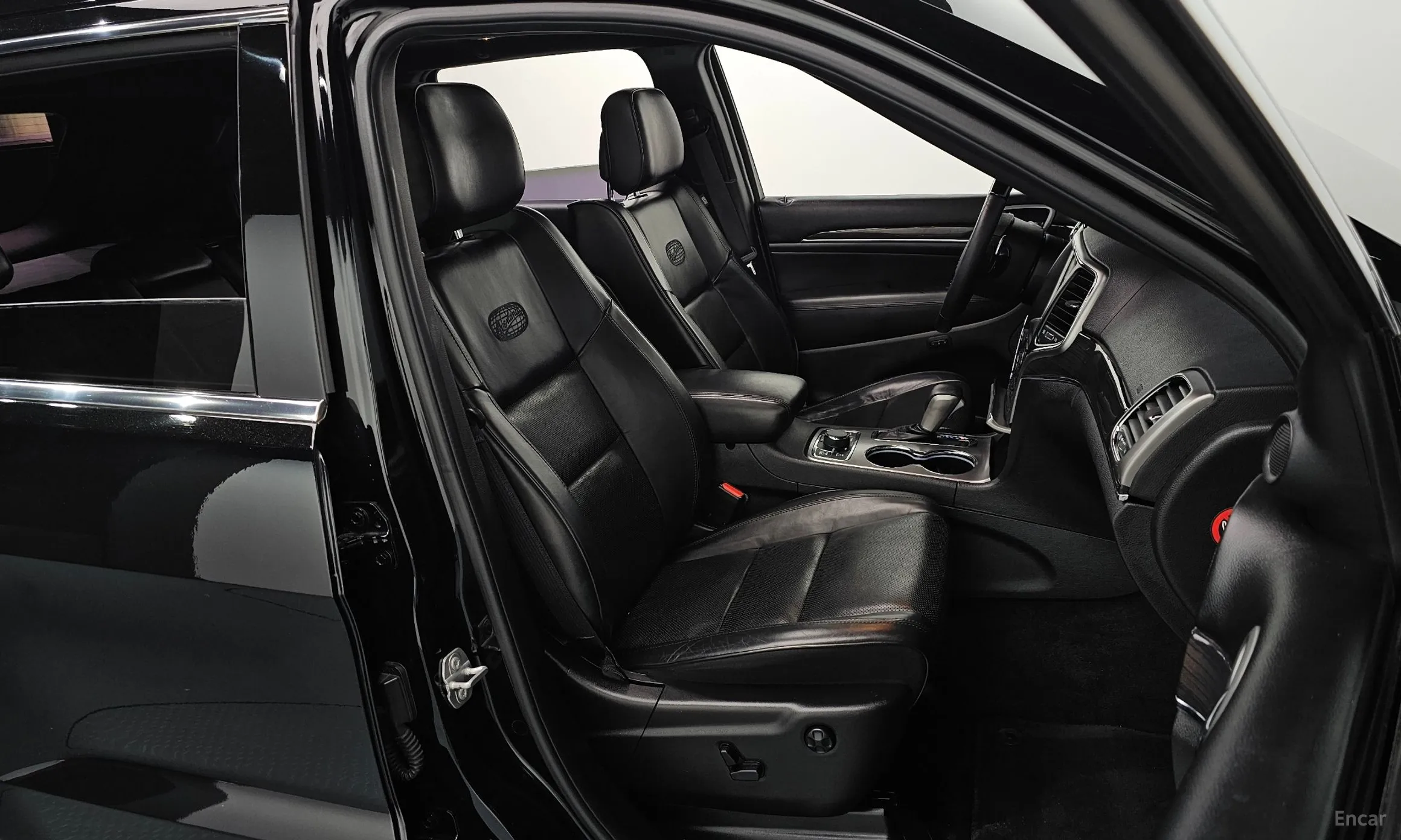Jeep Grand Cherokee превью 10