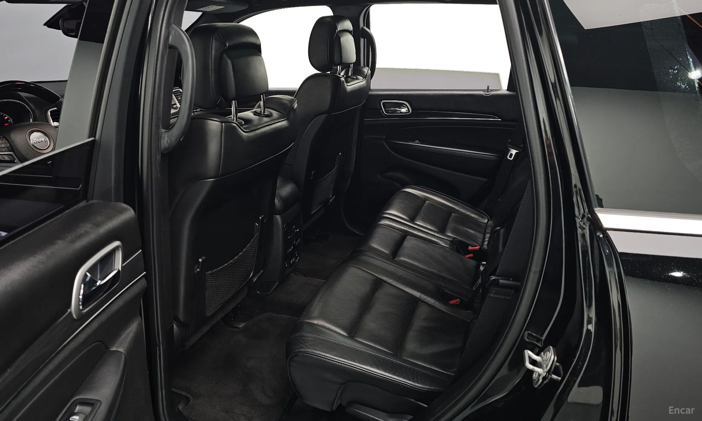 Jeep Grand Cherokee превью 12