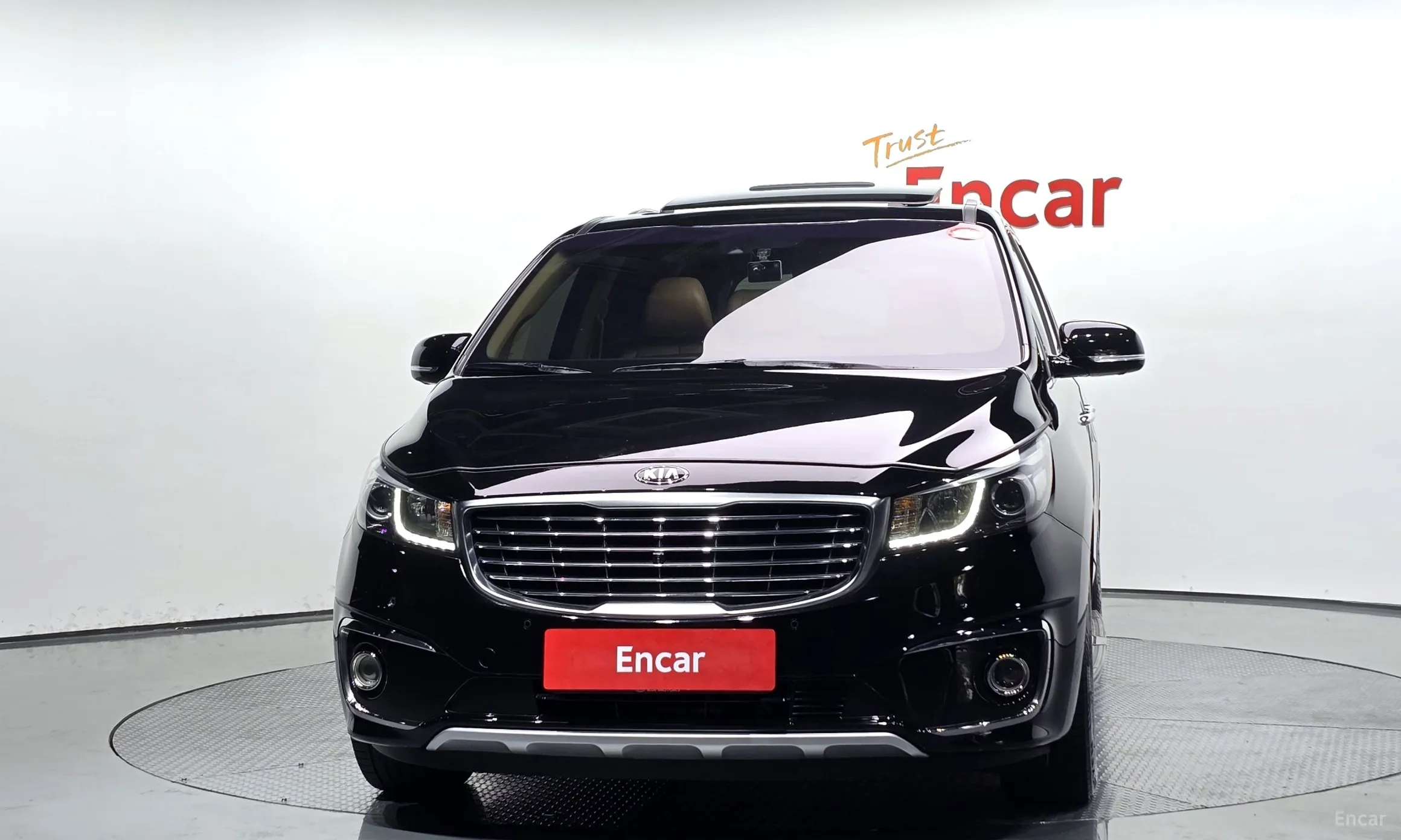 Kia Carnival превью 2