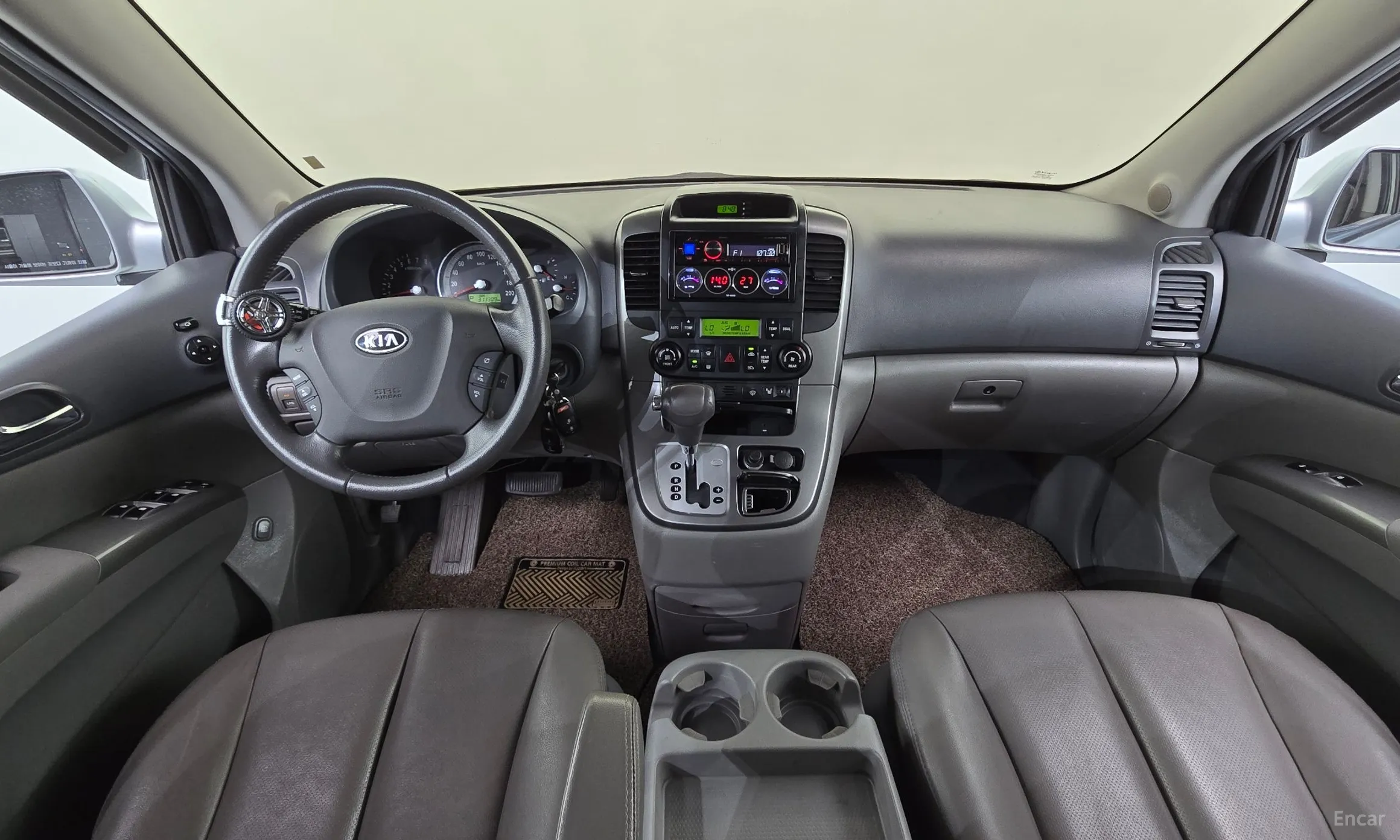 Kia Grand Carnival превью 4