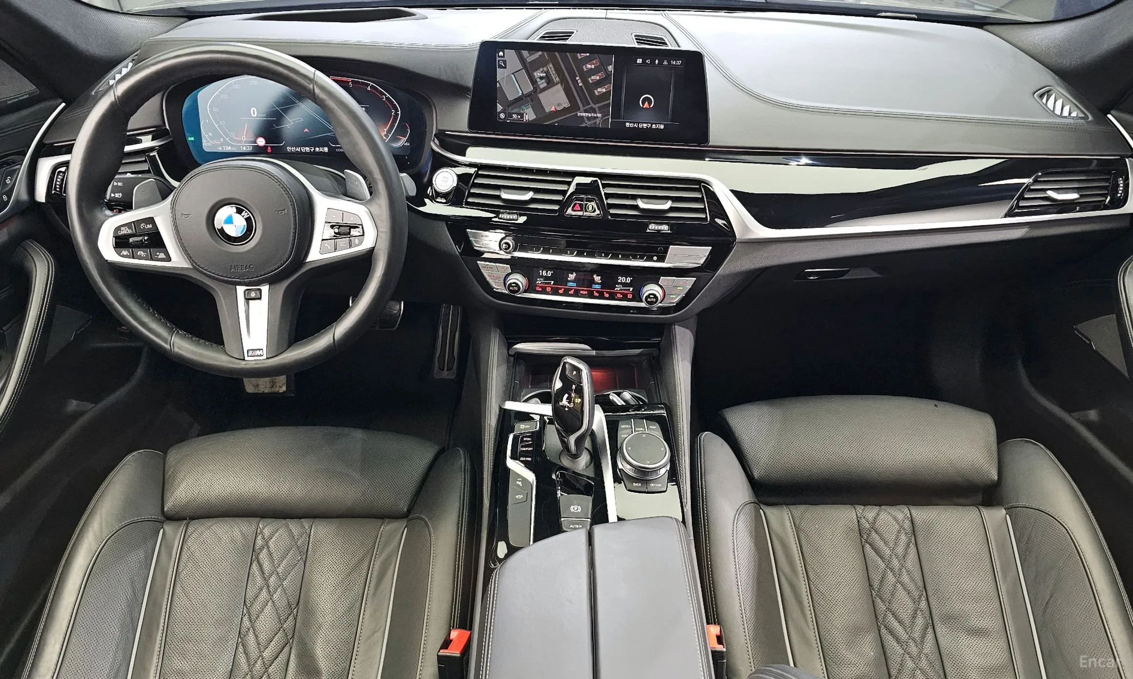 BMW 5 Series (G30) превью 4