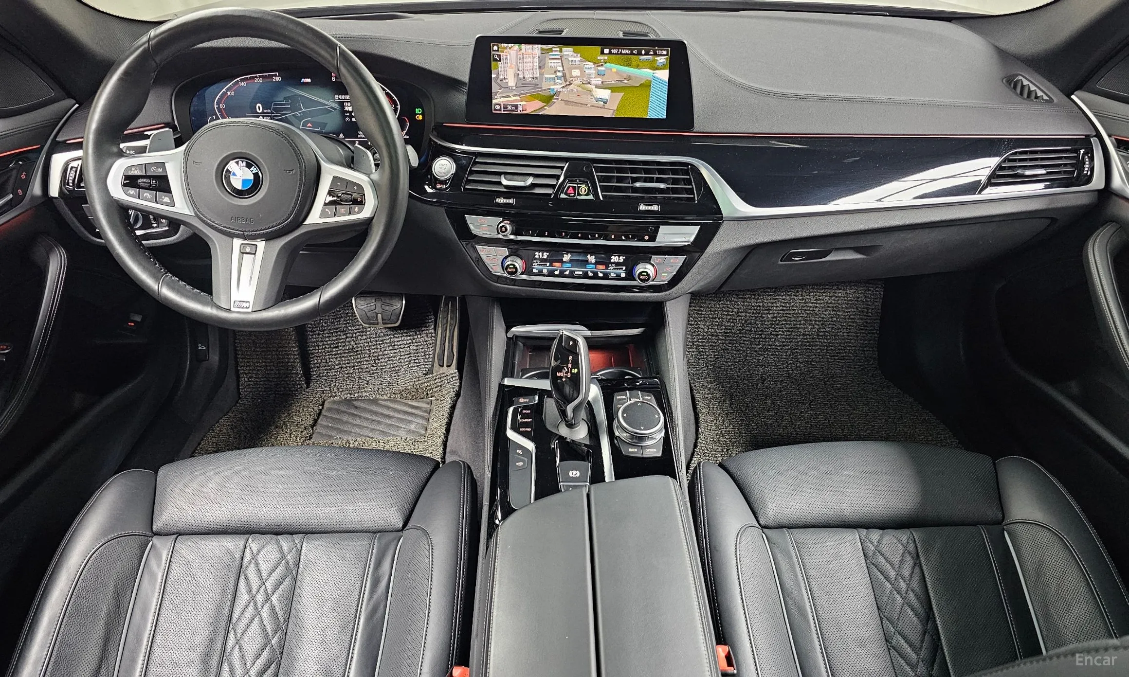 BMW 5 Series (G30) превью 4