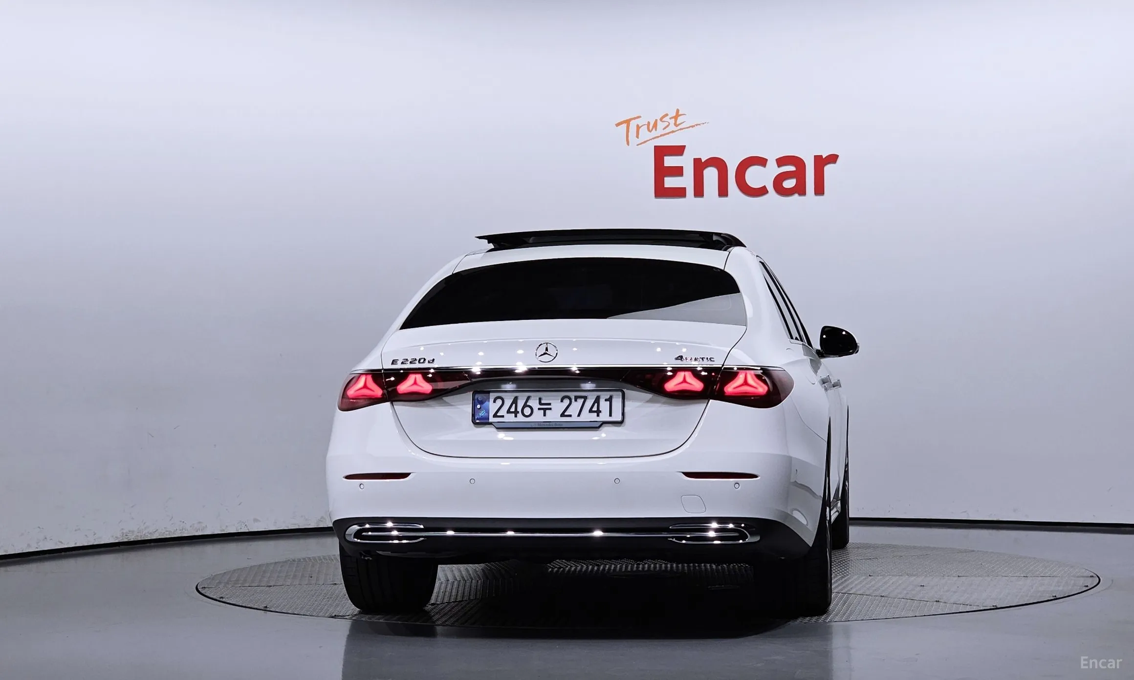 Mercedes Benz E-Class W214 превью 3
