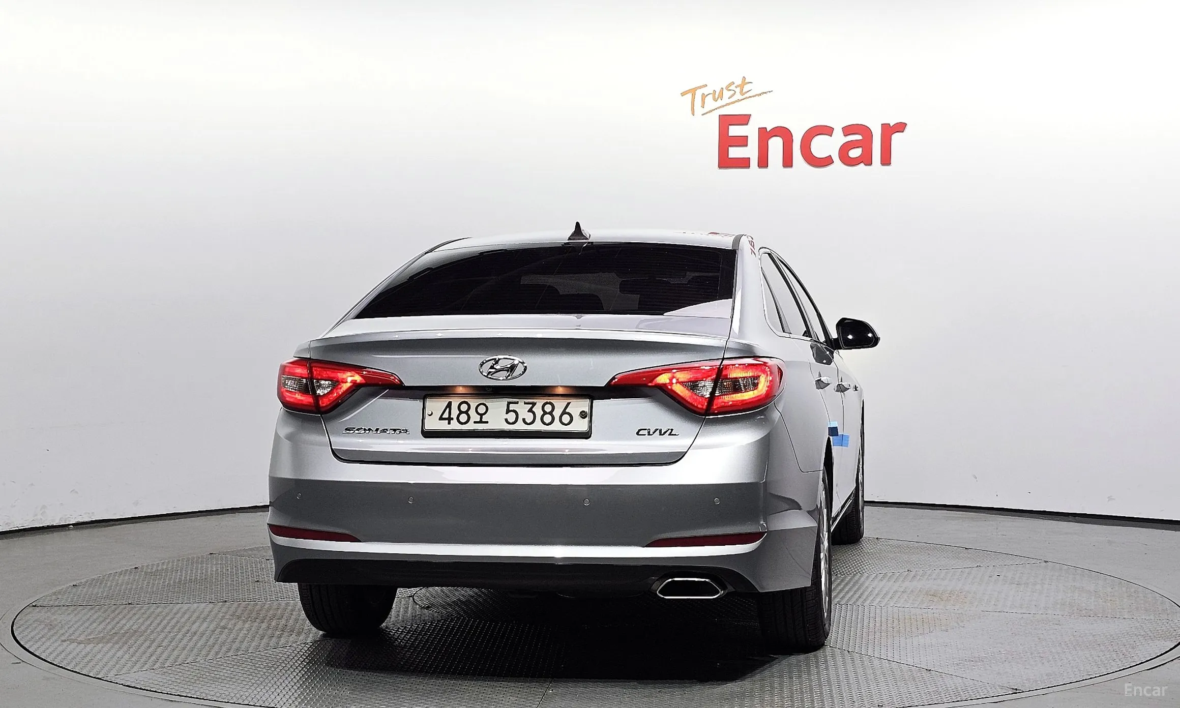 Hyundai LF Sonata превью 3