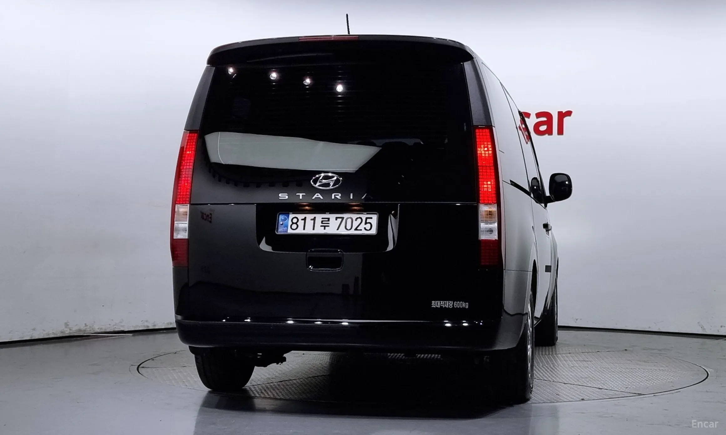Hyundai Staria превью 3