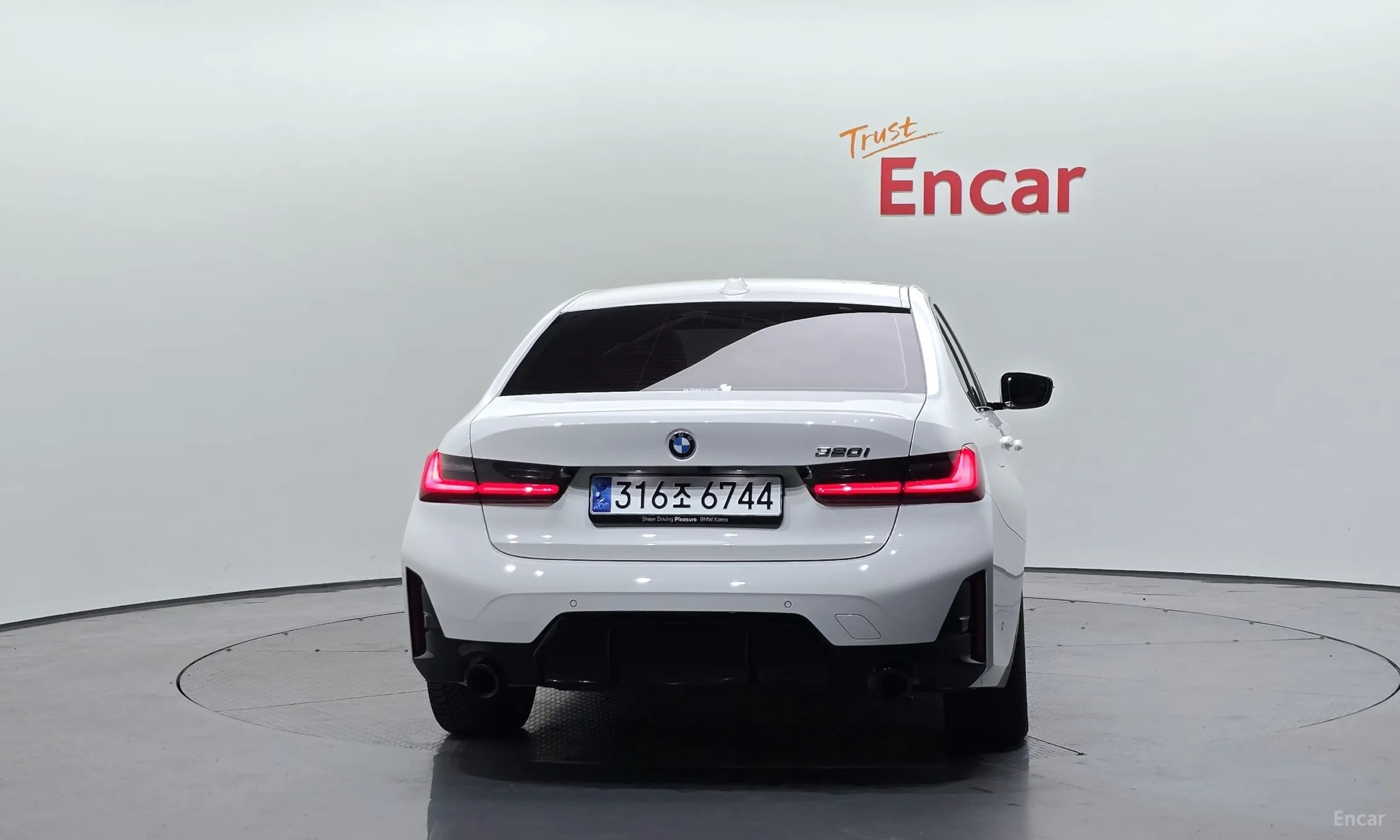 BMW 3 Series (G20) превью 3