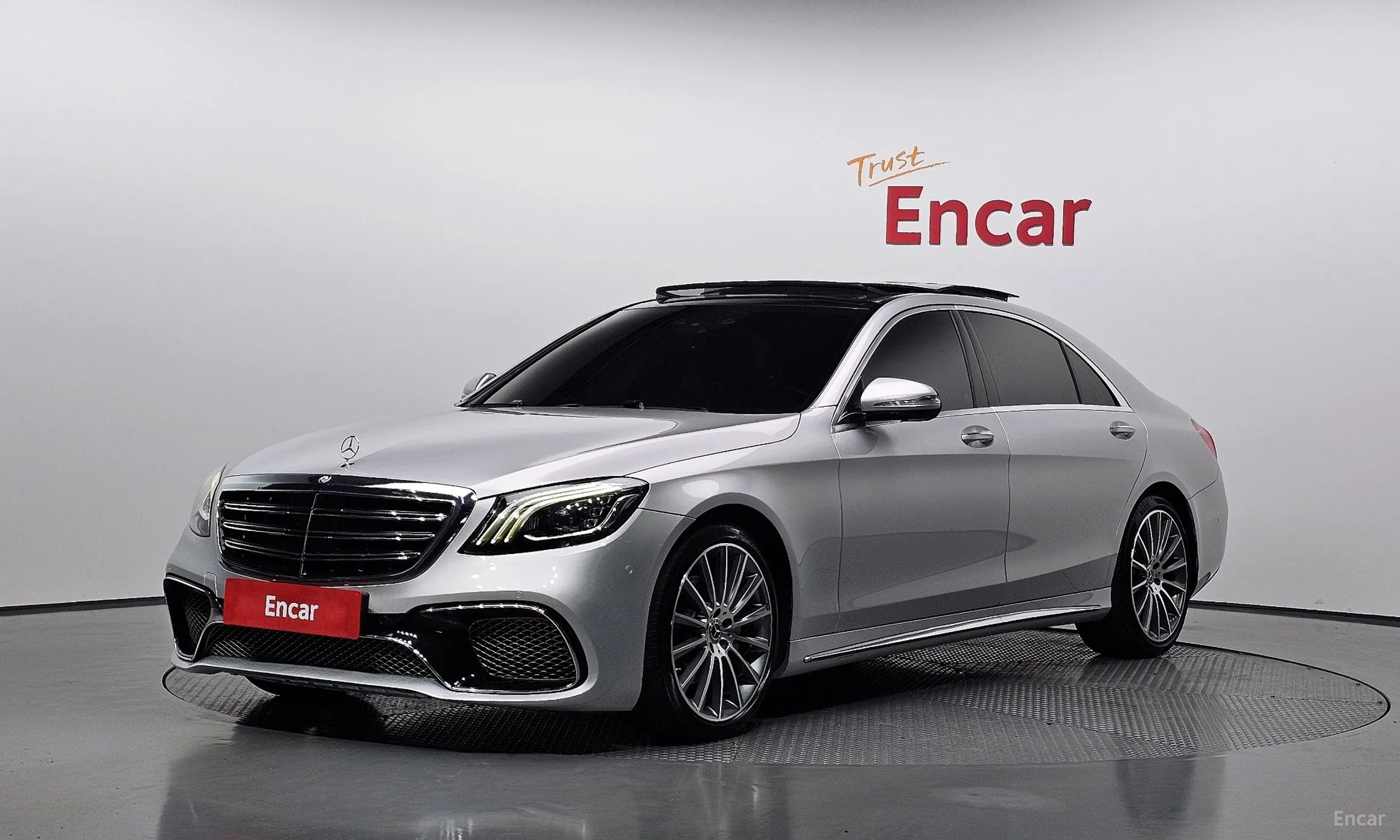 Mercedes Benz S-Class W222