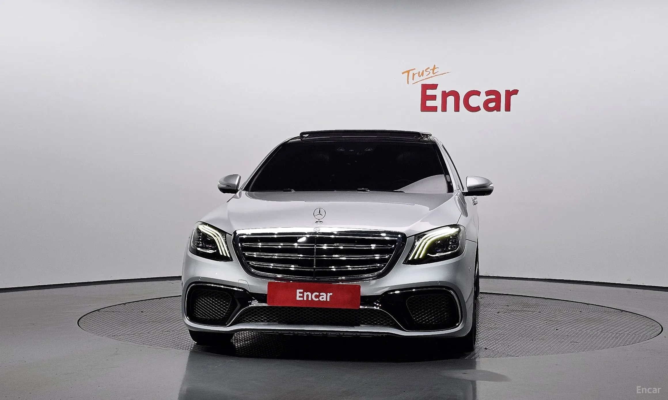 Mercedes Benz S-Class W222