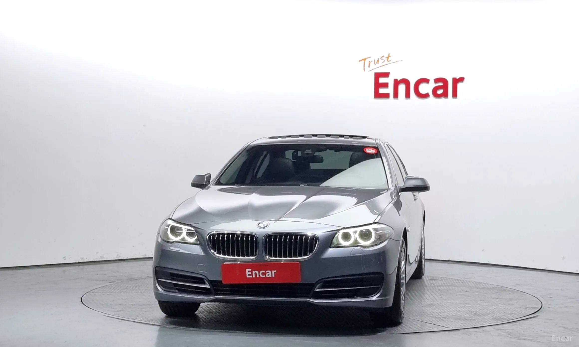 BMW 5 Series (F10) превью 2