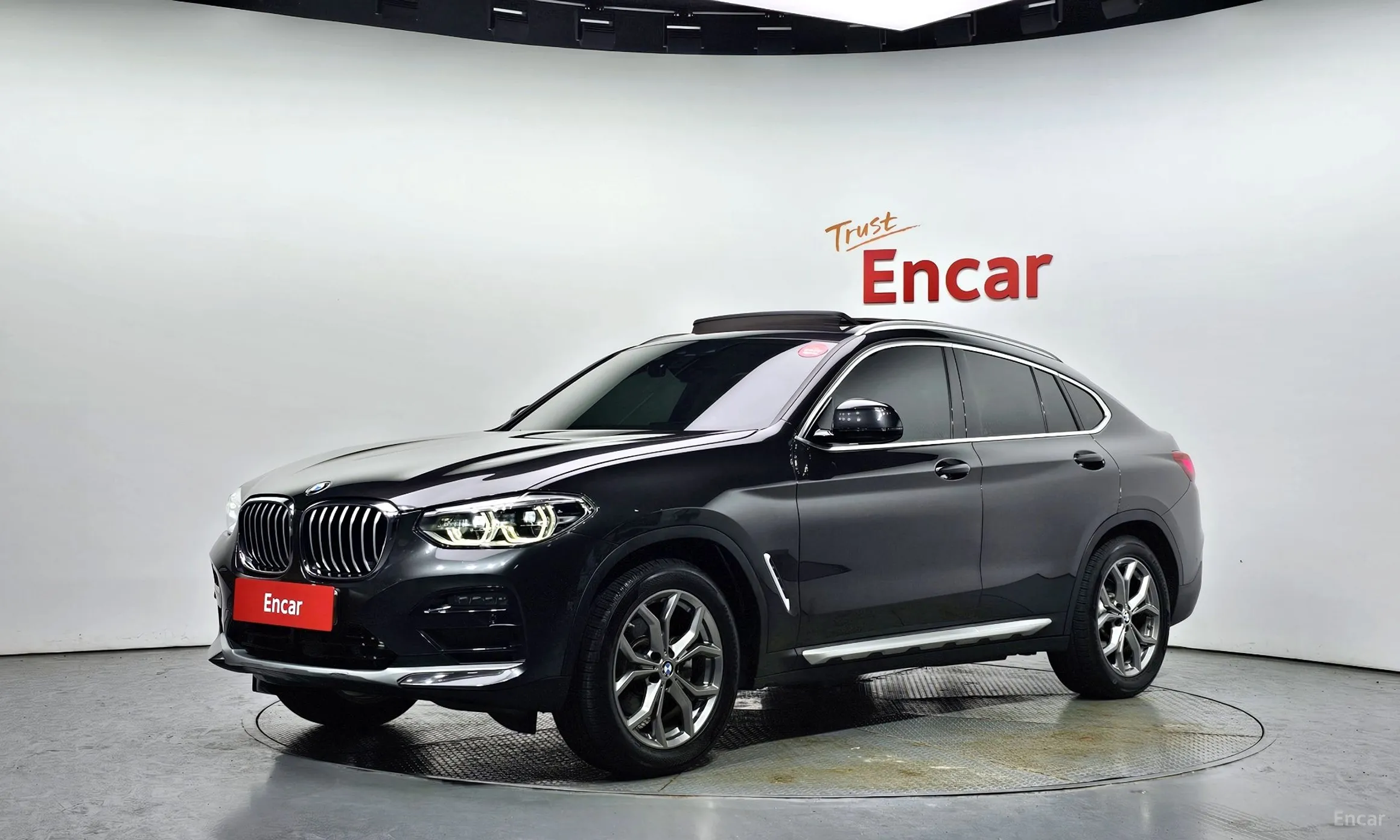 X4 (G02)