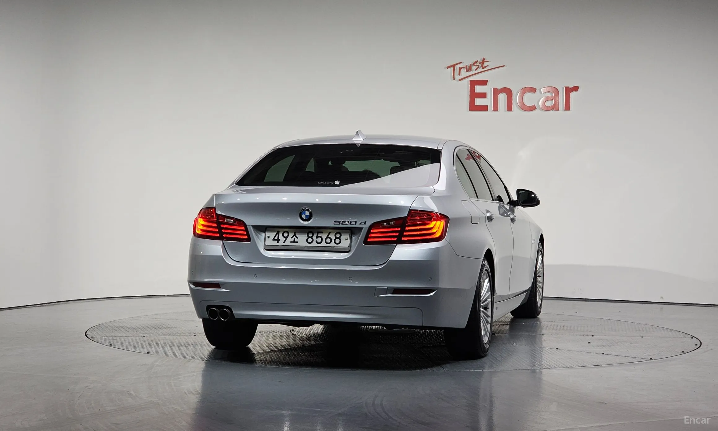BMW 5 Series (F10) превью 3