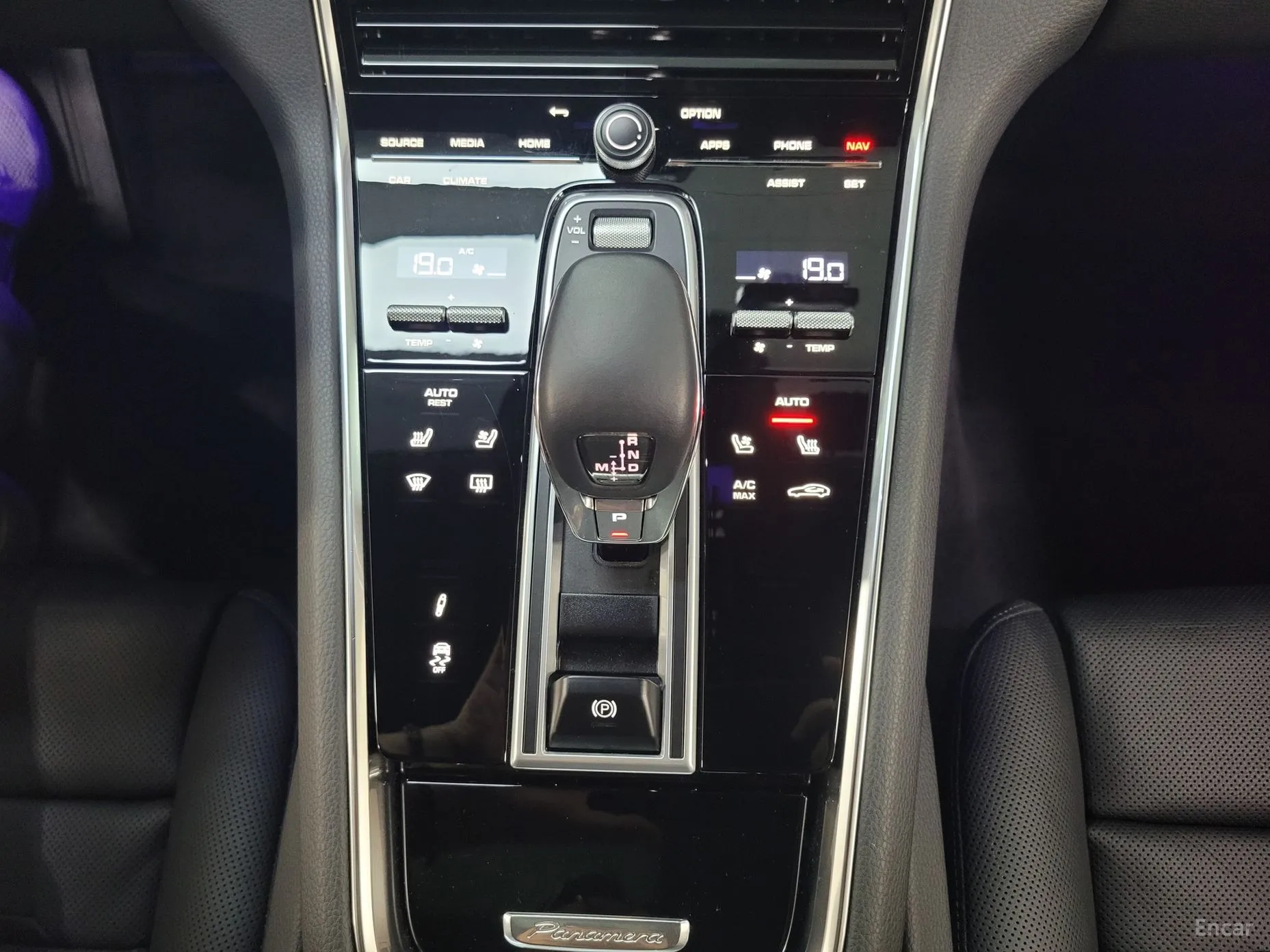 Porsche Panamera (971) превью 4
