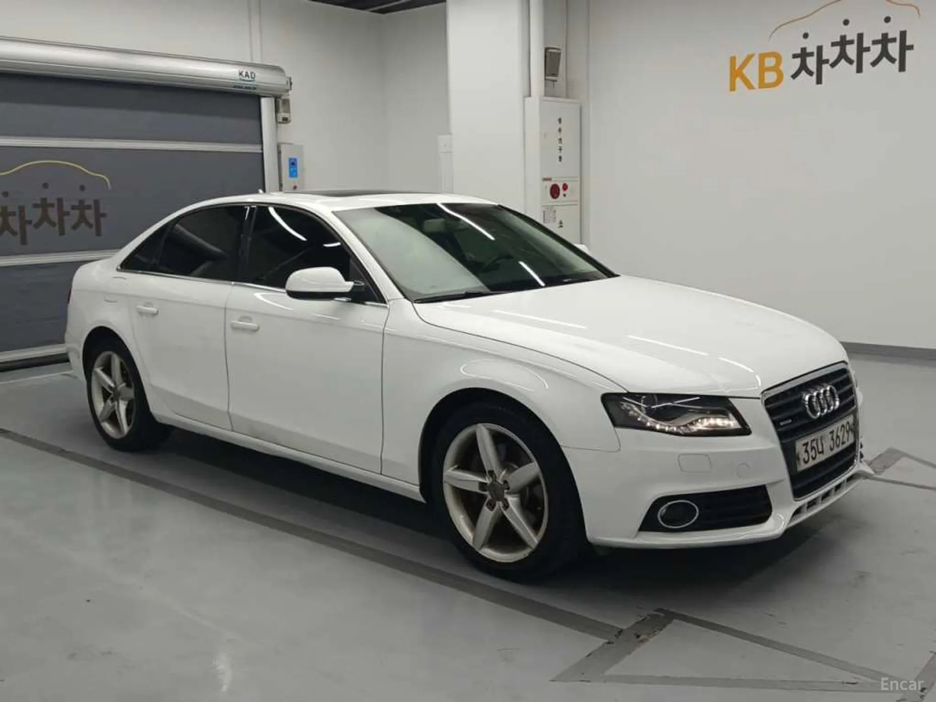 Audi New A4 превью 3