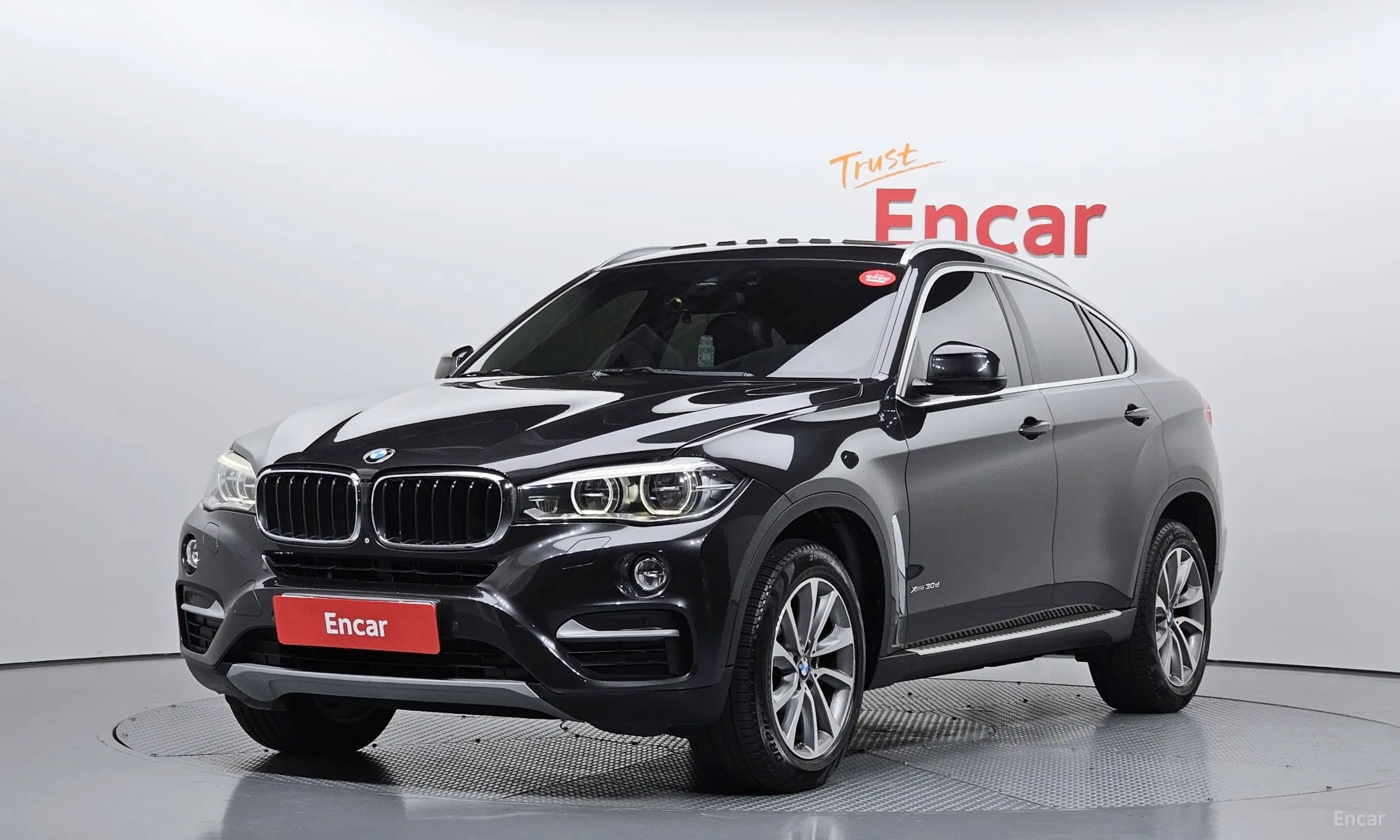 X6 (F16)