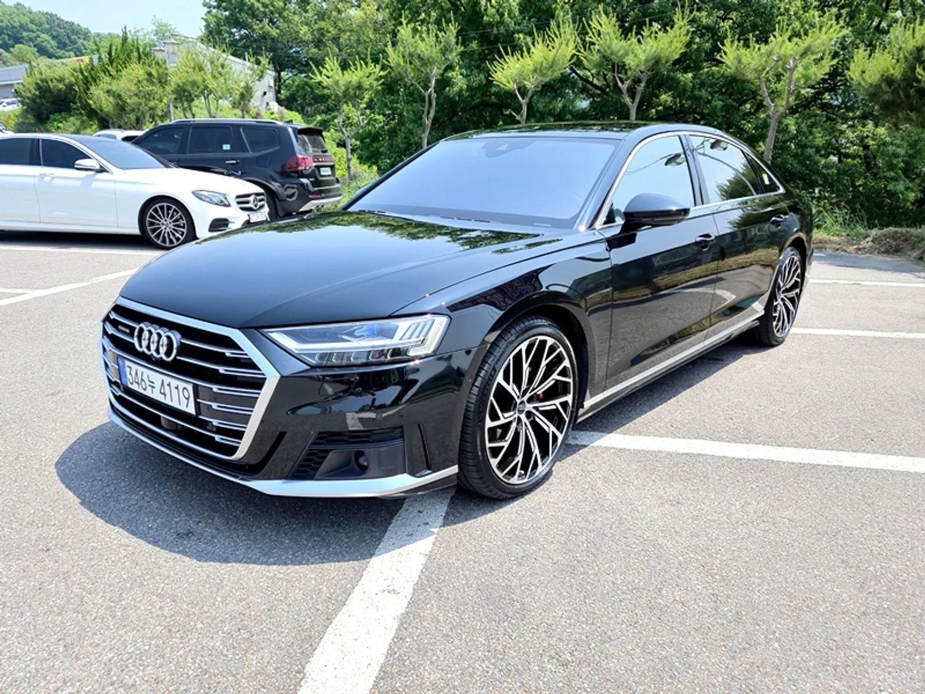 Audi A8 (D5)