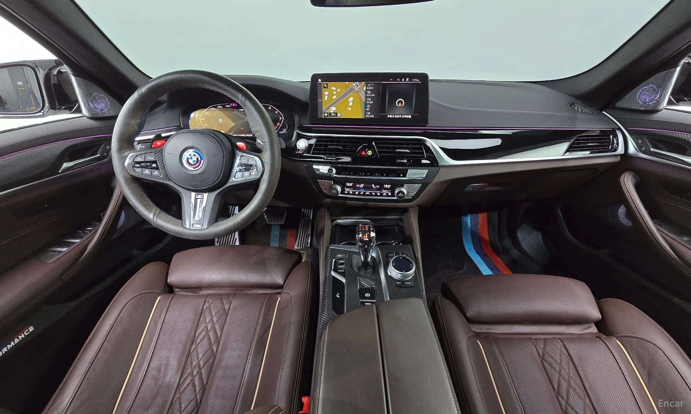 BMW 5 Series (G30) превью 4