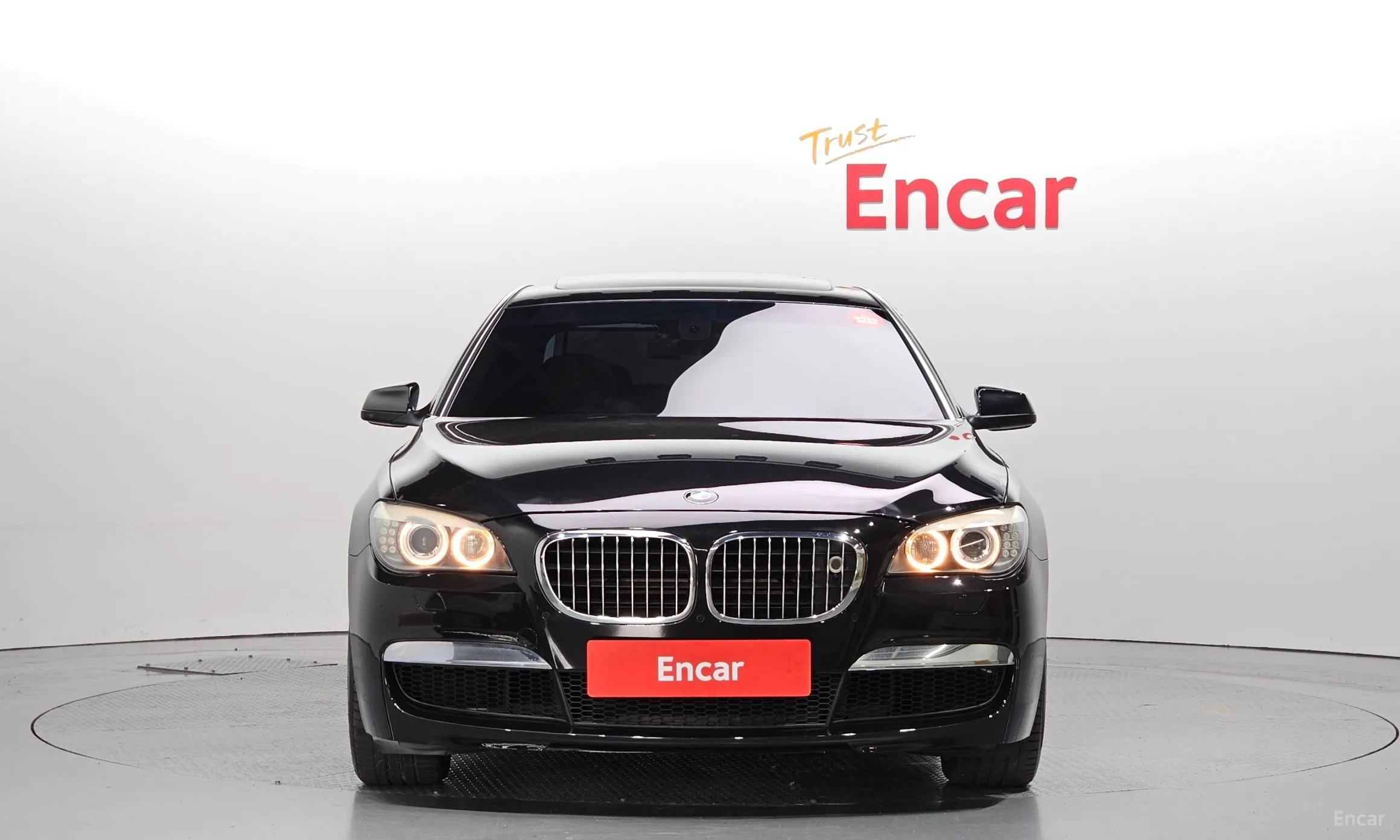 BMW 7 Series (F01)