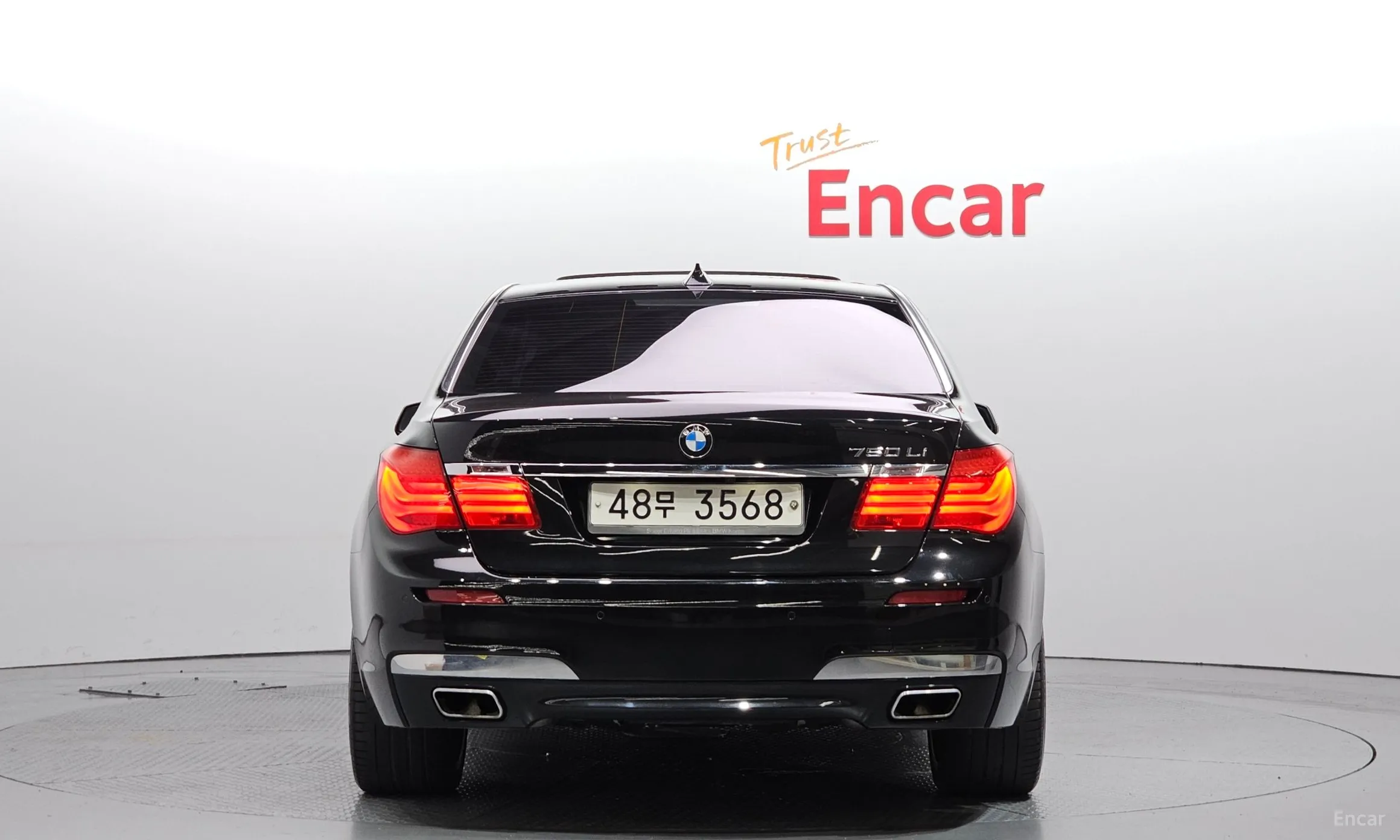 BMW 7 Series (F01) превью 3