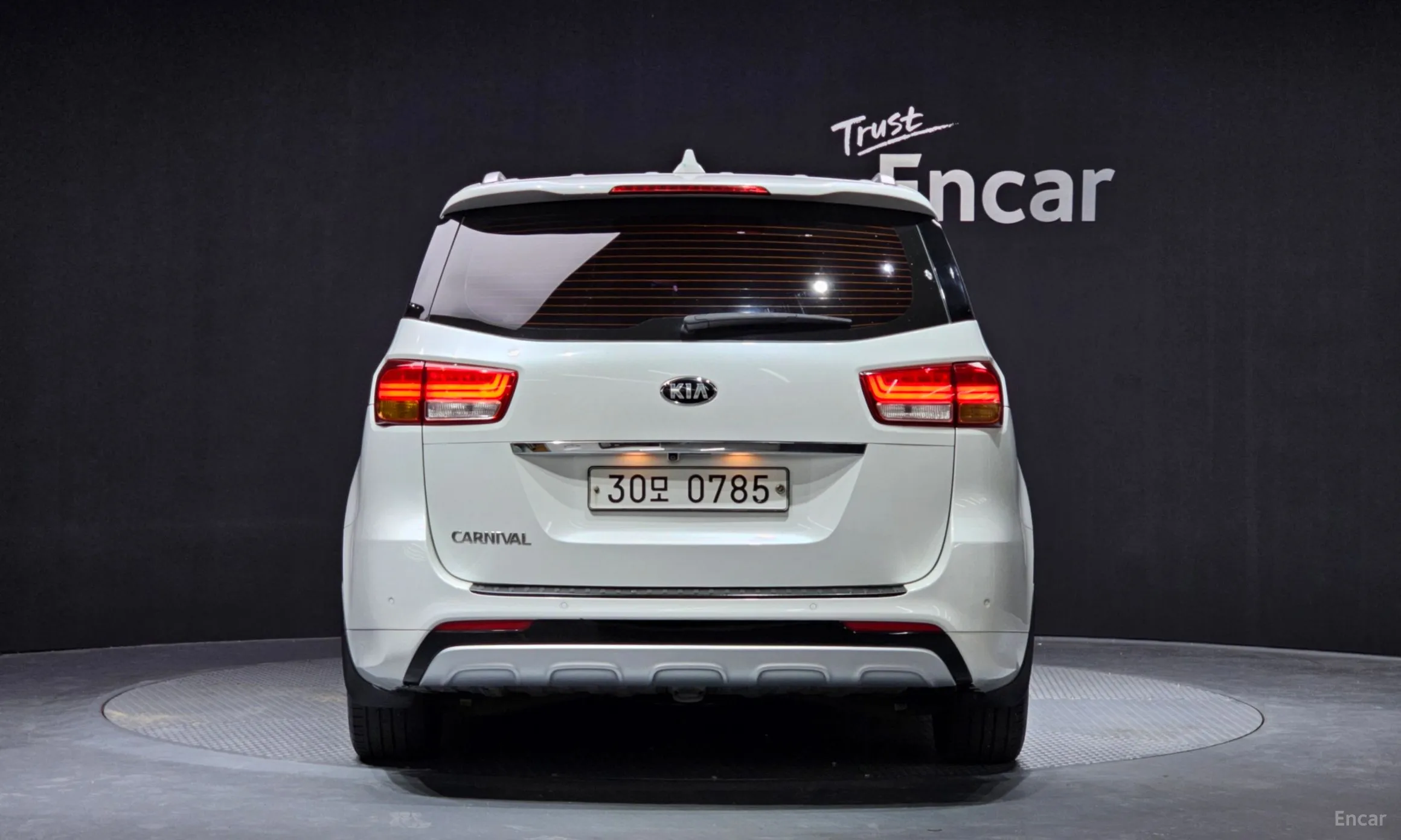 Kia Carnival превью 3