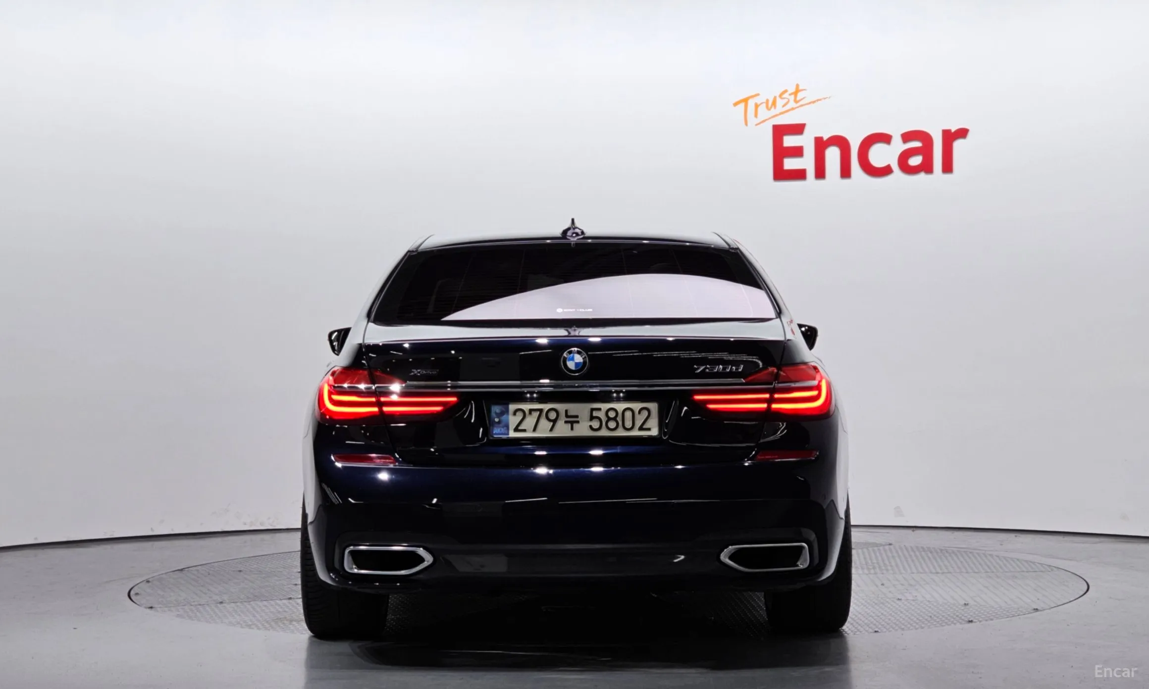 BMW 7 Series (G11) превью 3