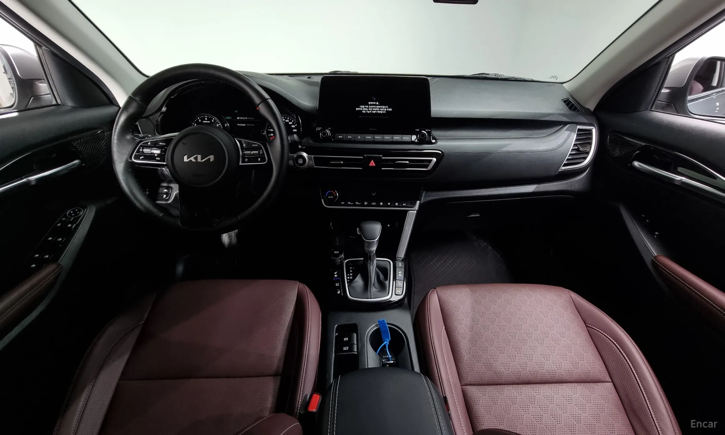 Kia Seltos превью 4