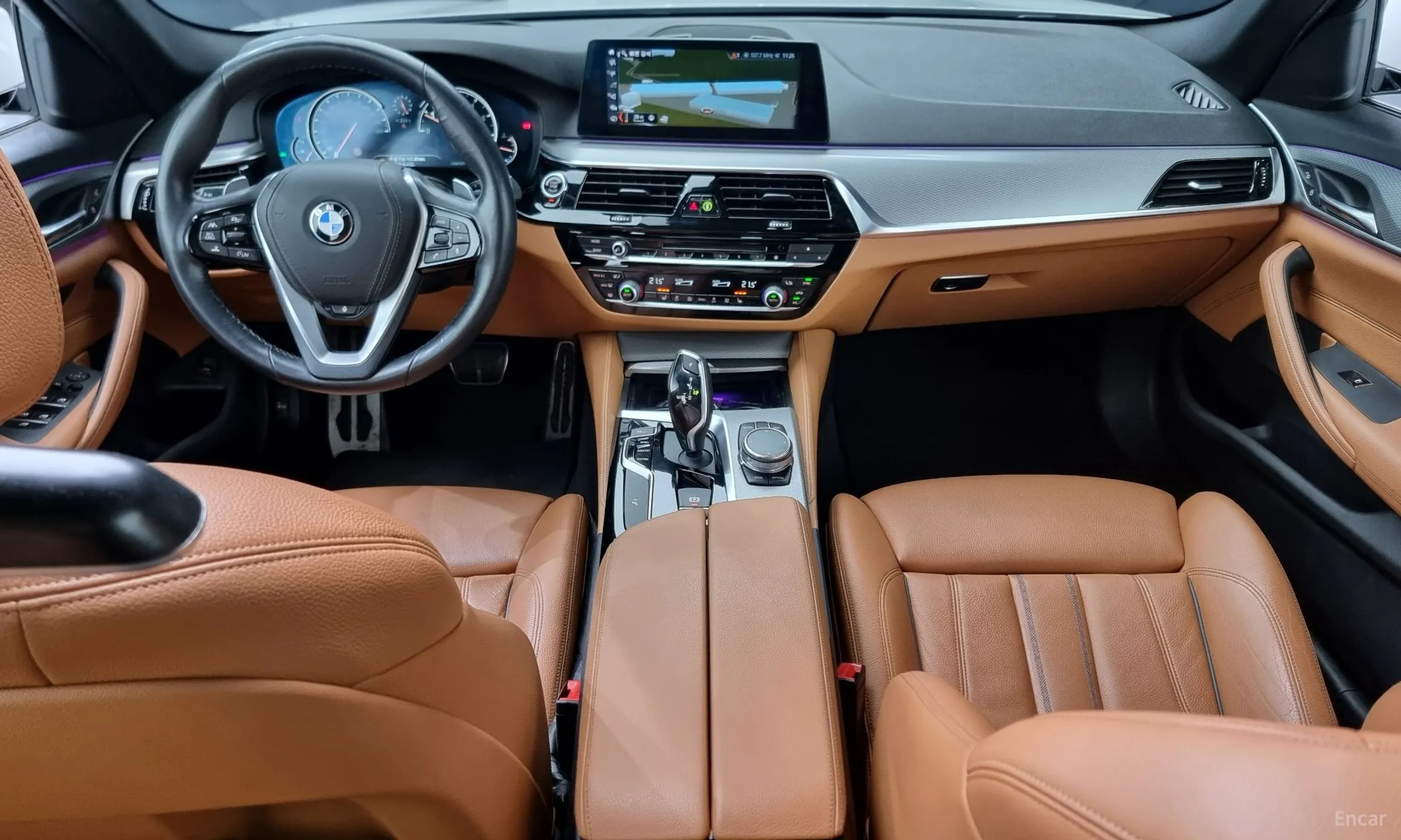 BMW 5 Series (G30) превью 4