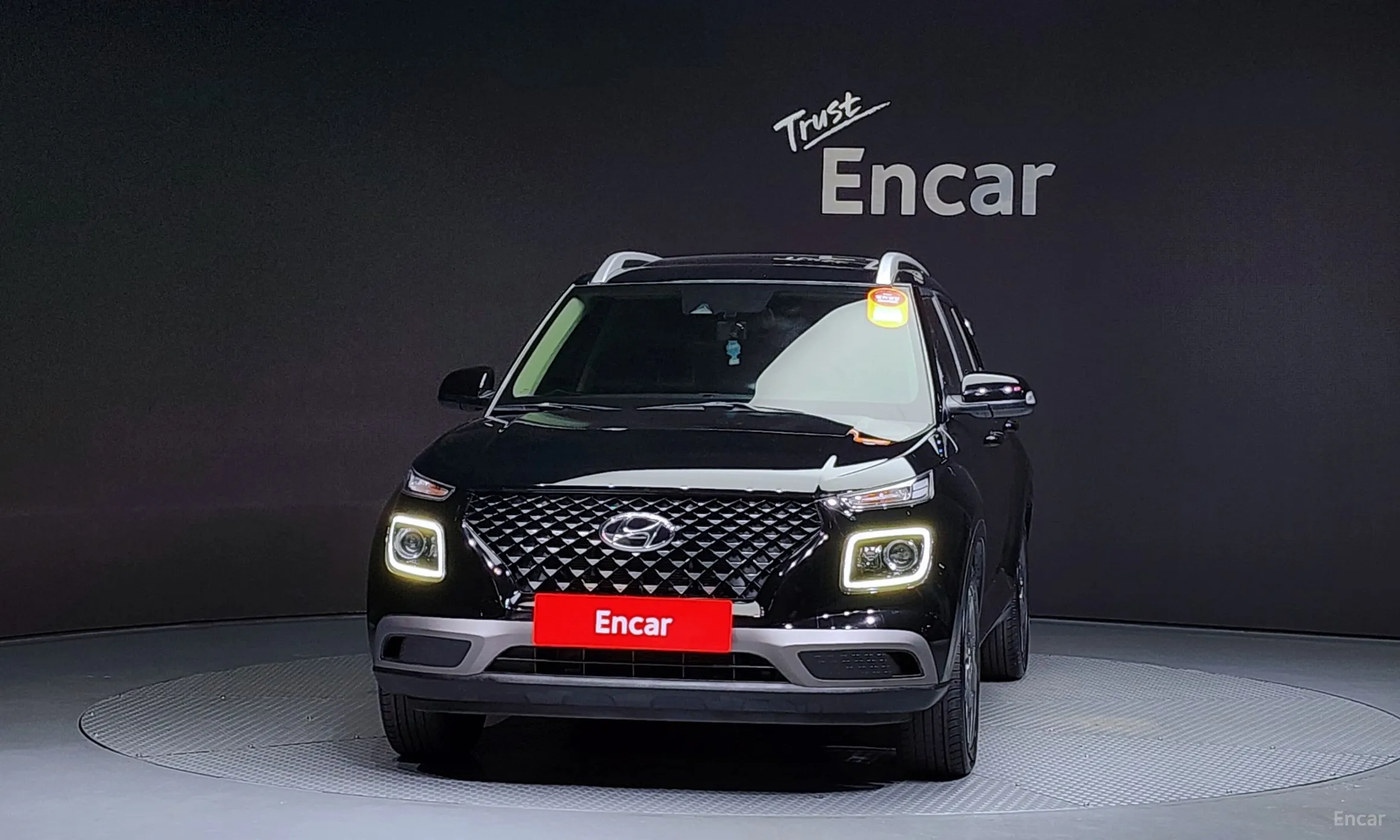Hyundai Venue превью 2