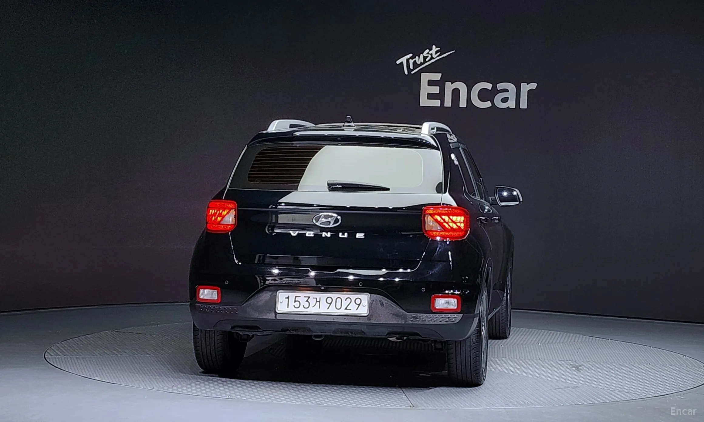 Hyundai Venue превью 3